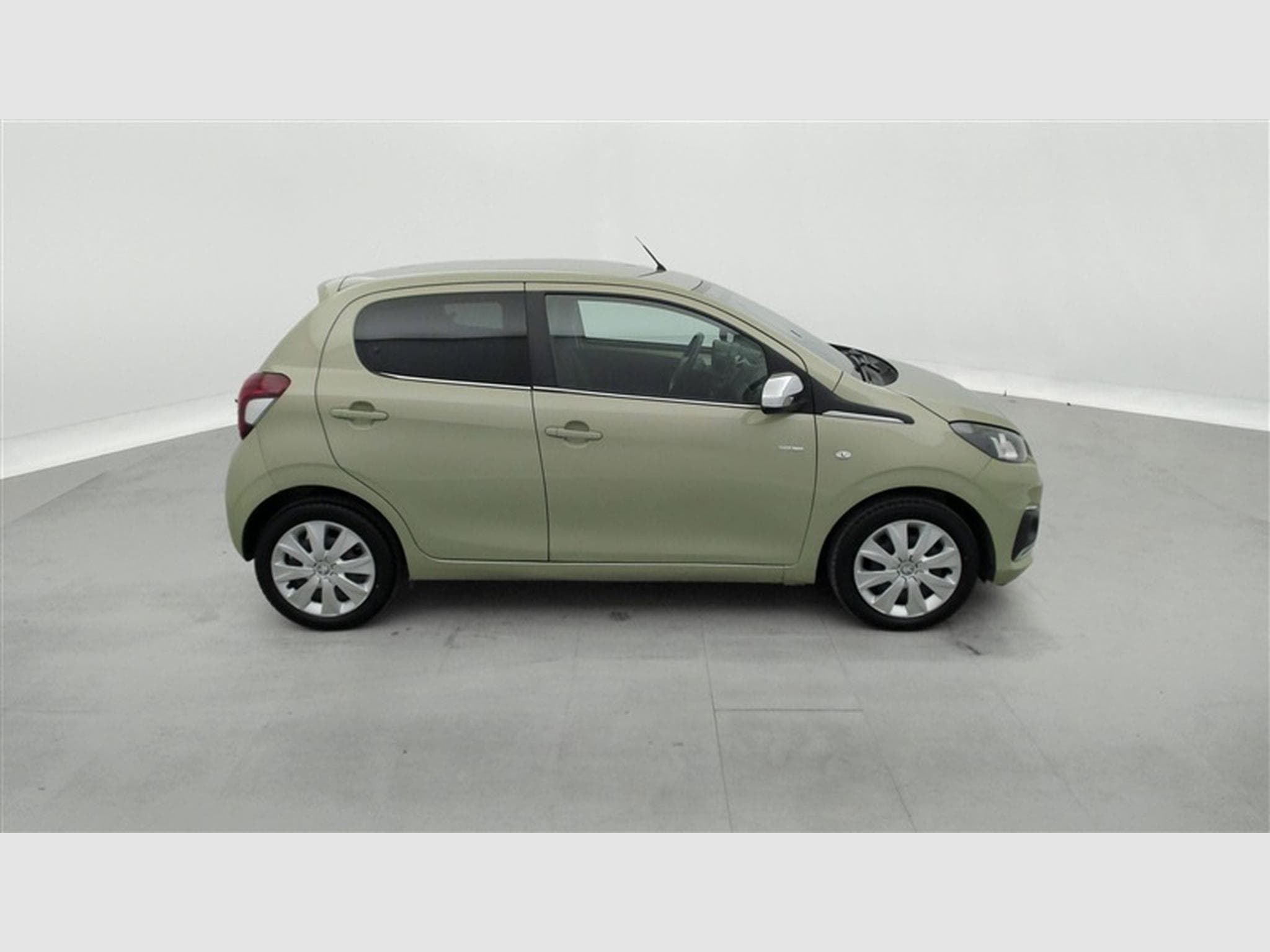 Peugeot 108 1.0 VTi Active S&S (EU6.2) (2020) - Foto 21