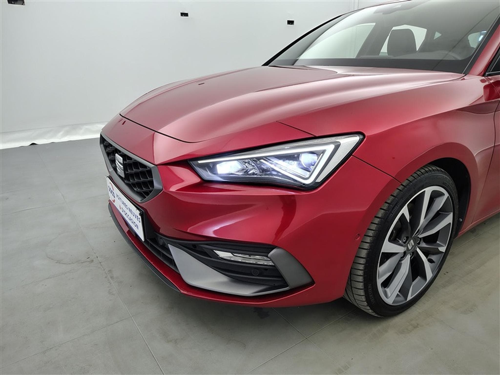 Seat Leon 1.5 TSI FR DSG *NAV/CAMERA/CARPLAY* (2021) - Foto 14
