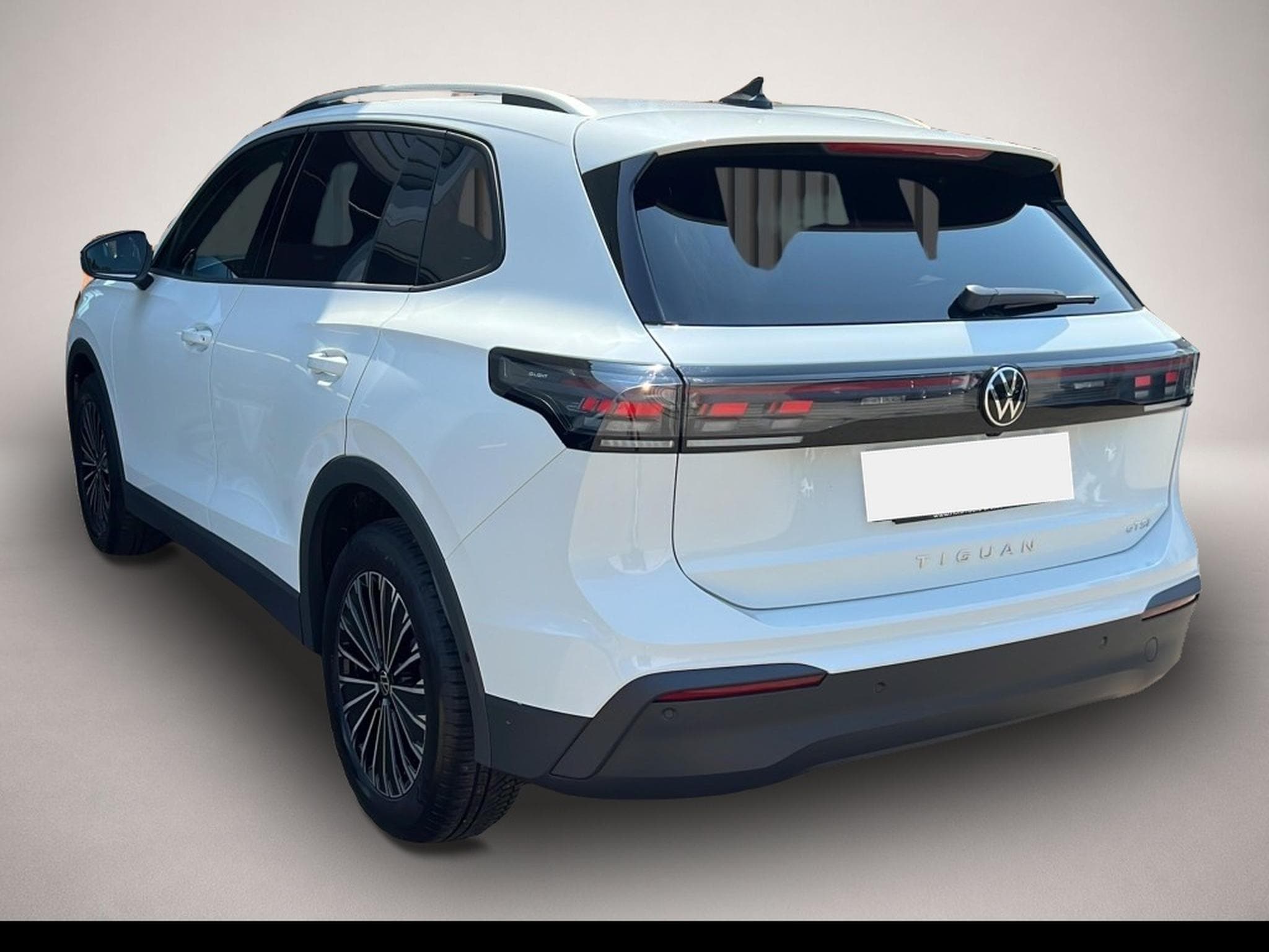 VW Tiguan (2025) - Photo 4