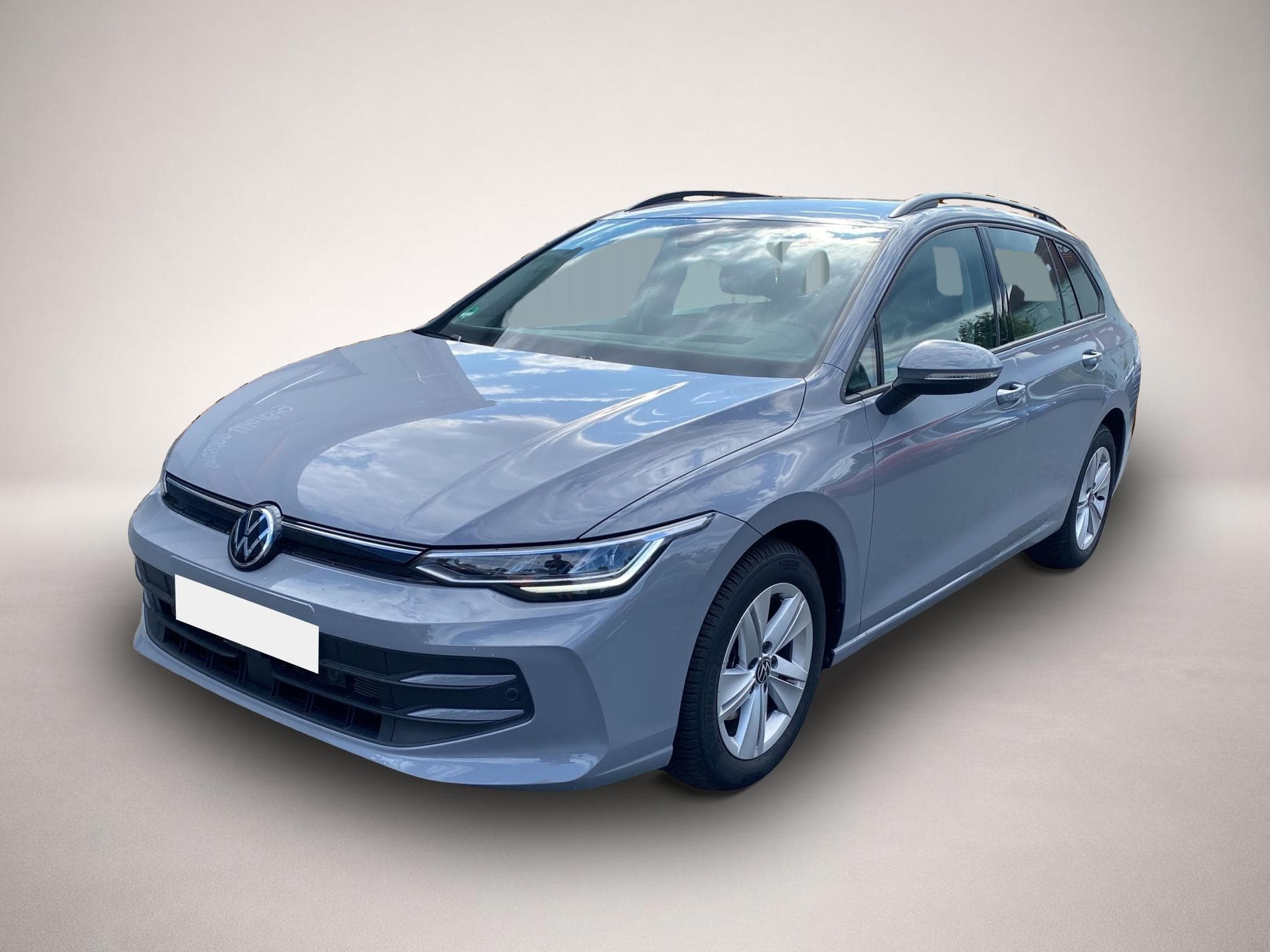 VW Golf (2025) - Photo 2
