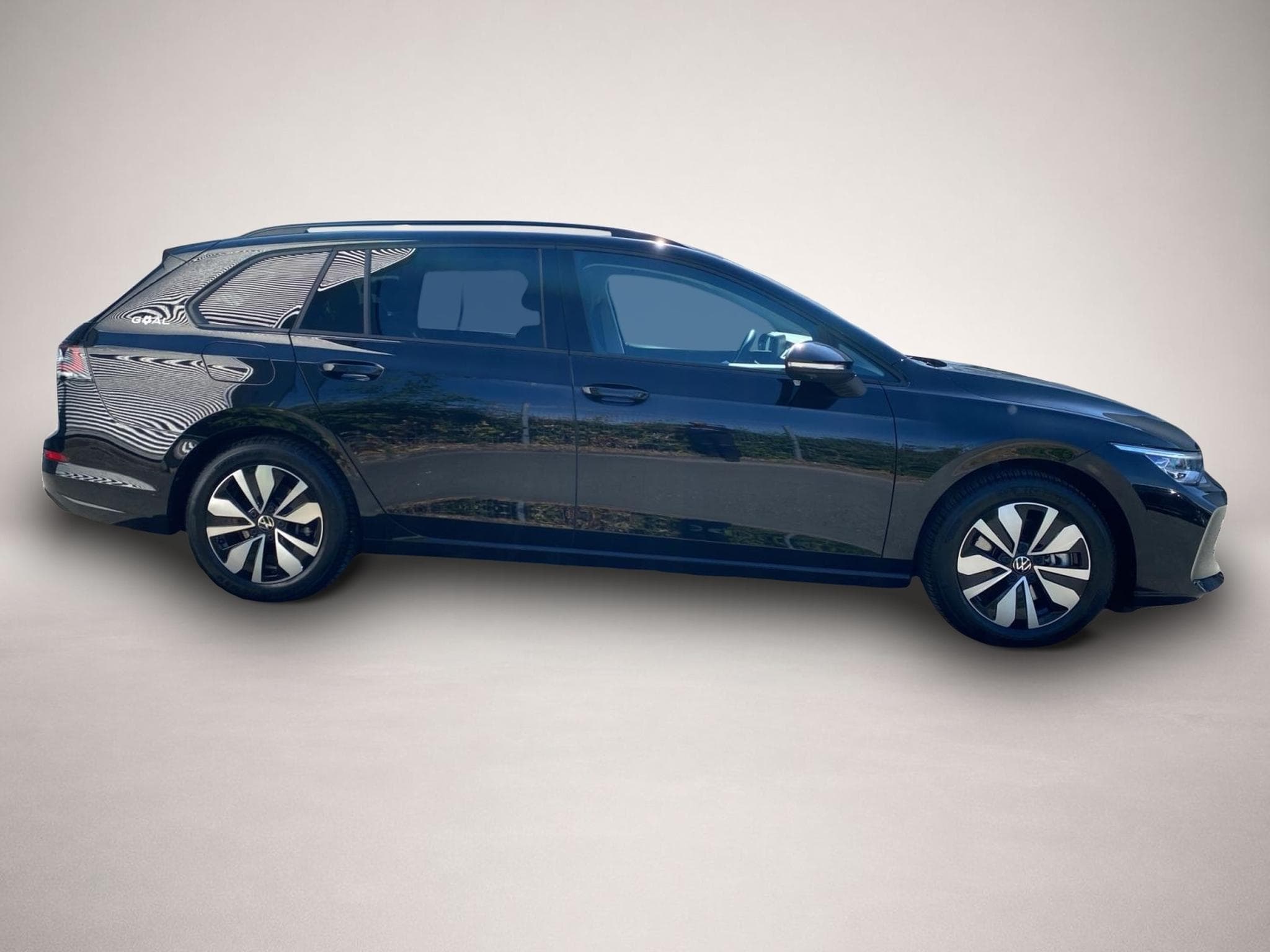 VW Golf (2025) - Photo 6