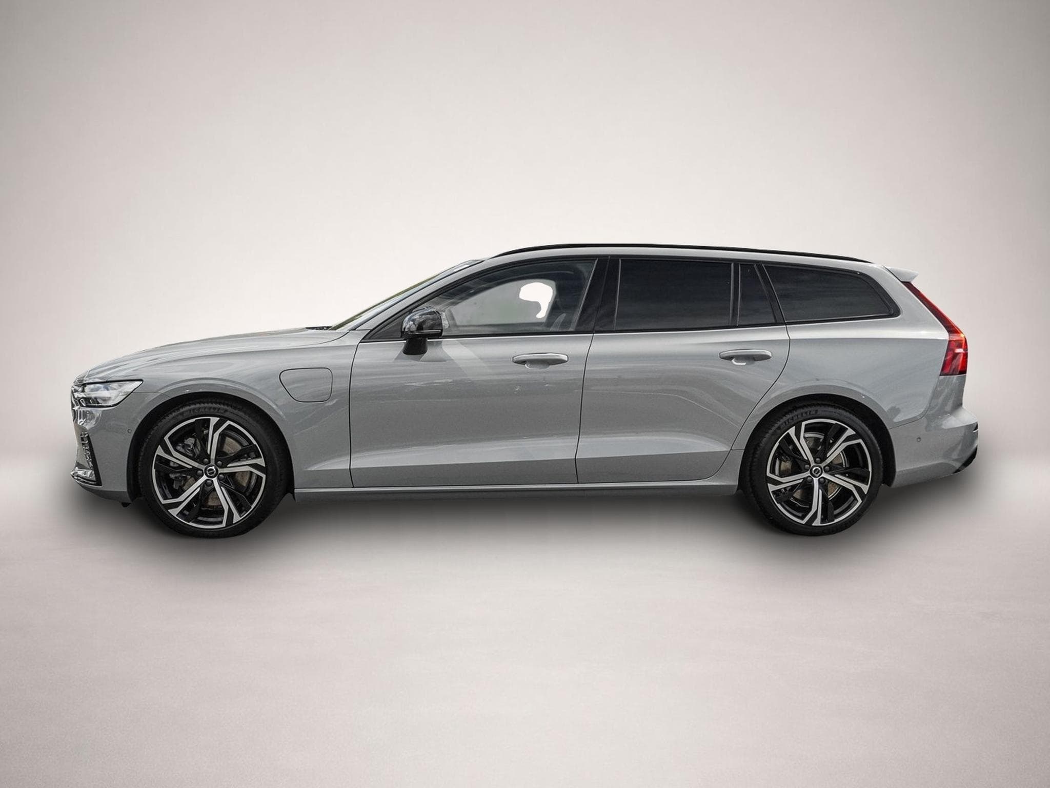 Volvo V60 (2025) - Photo 4