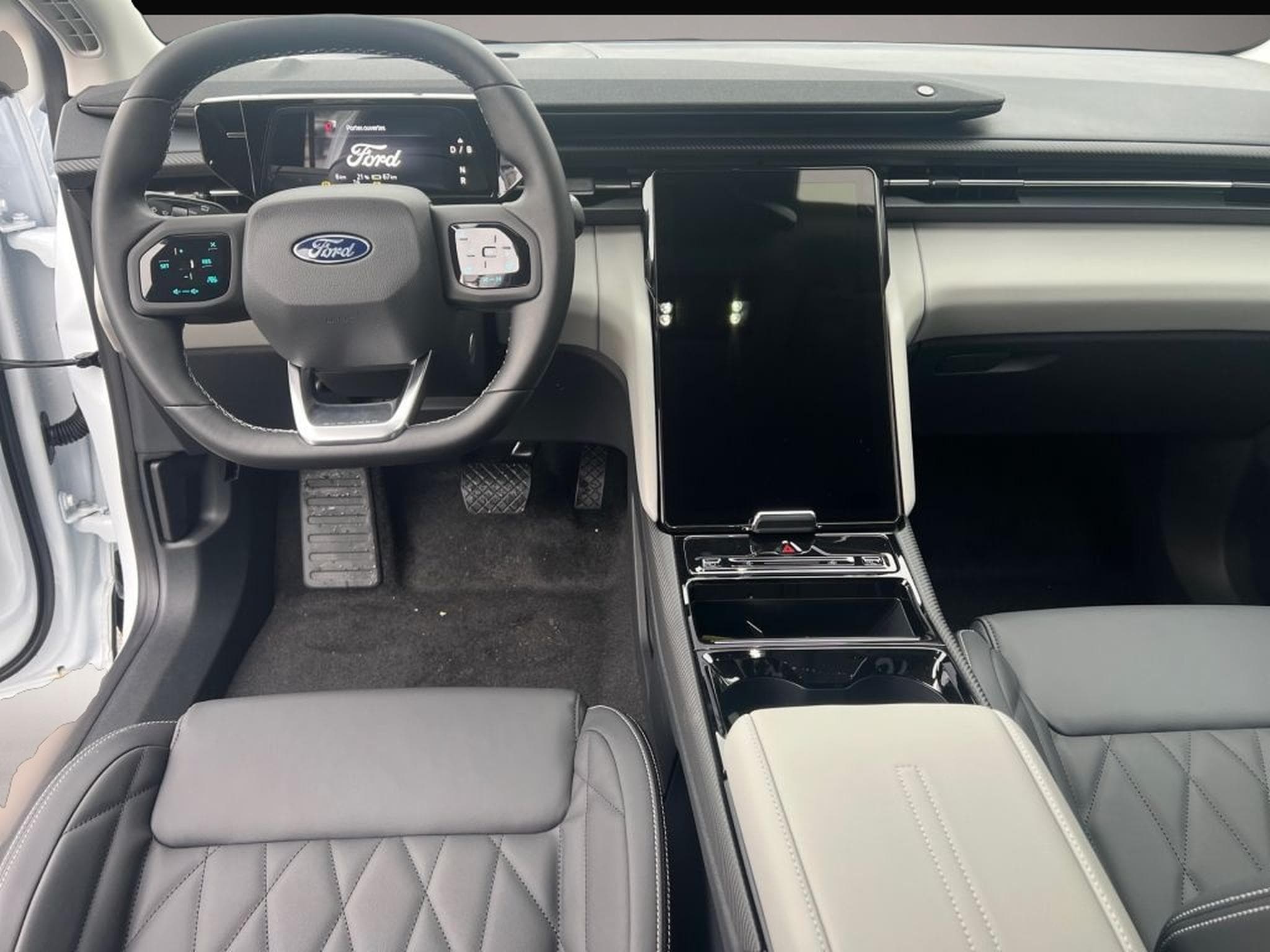 Ford Explorer (2024) - Foto 6