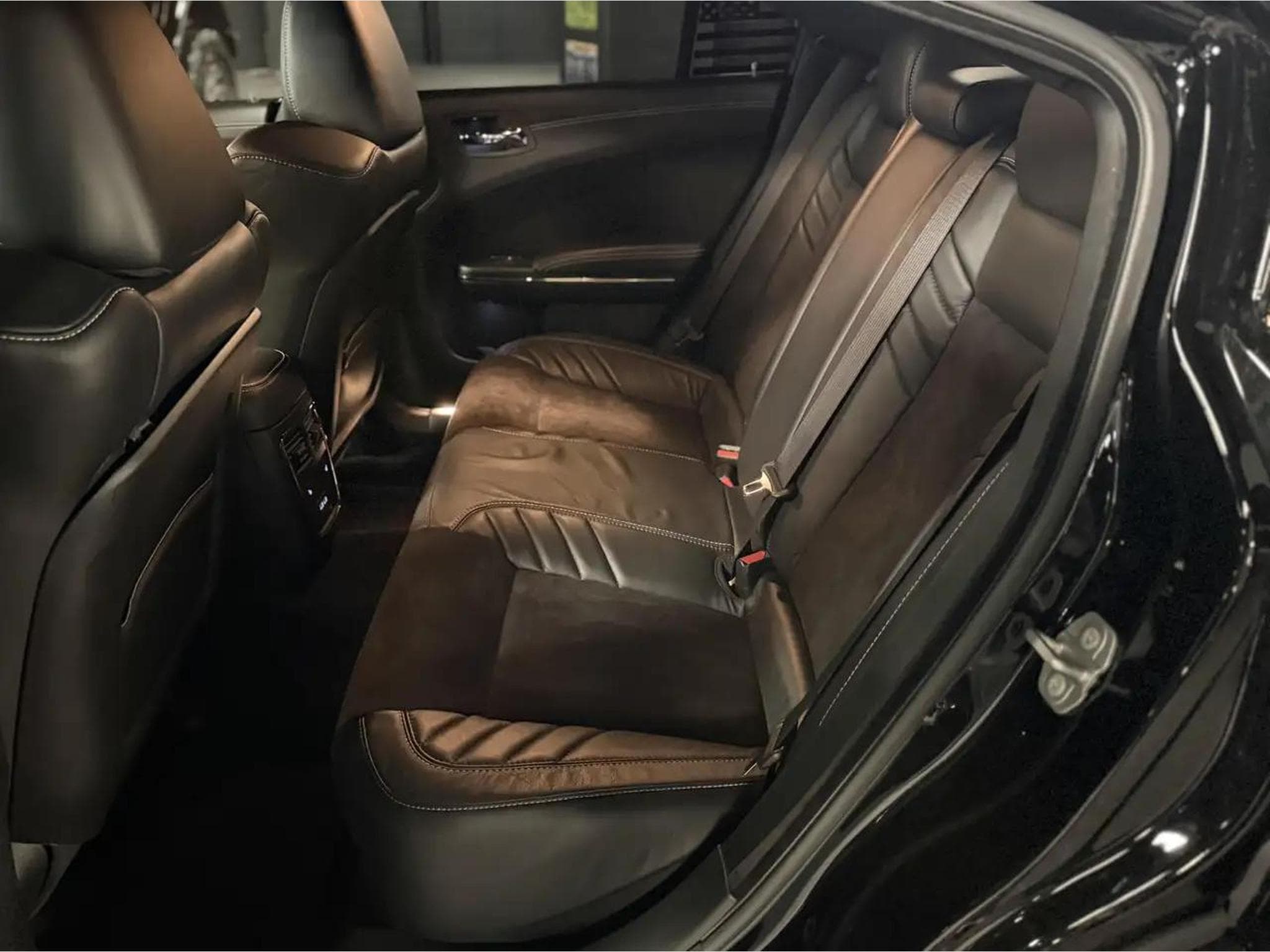 Dodge Charger (2025) - Photo 18