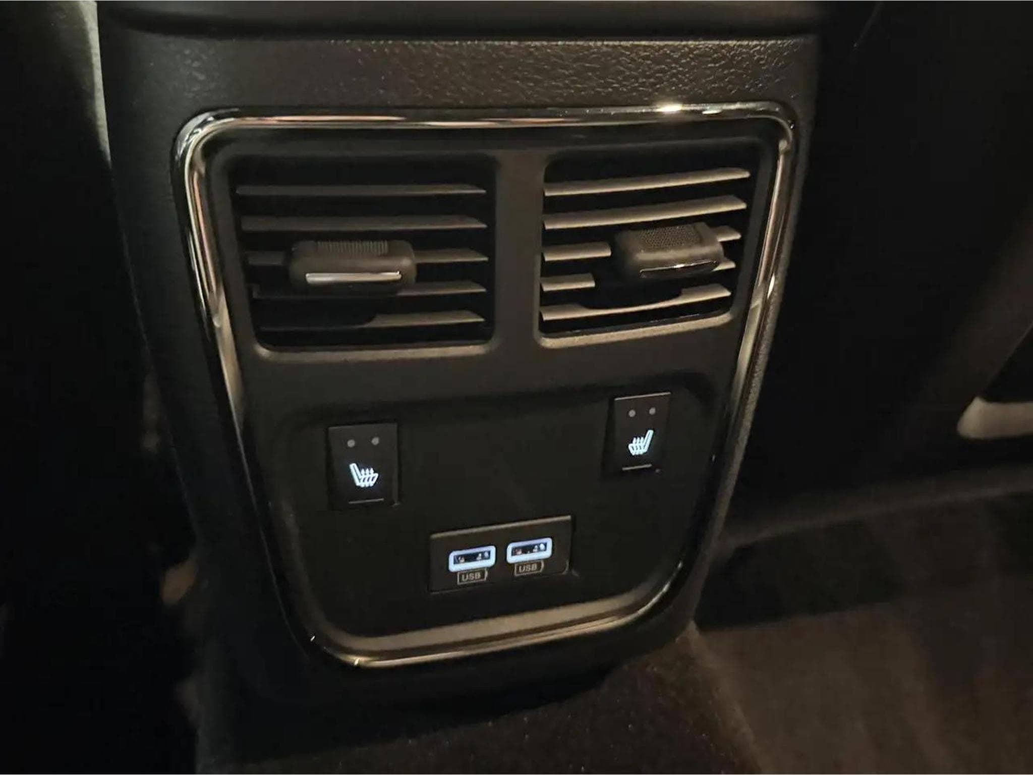 Dodge Charger (2025) - Photo 22