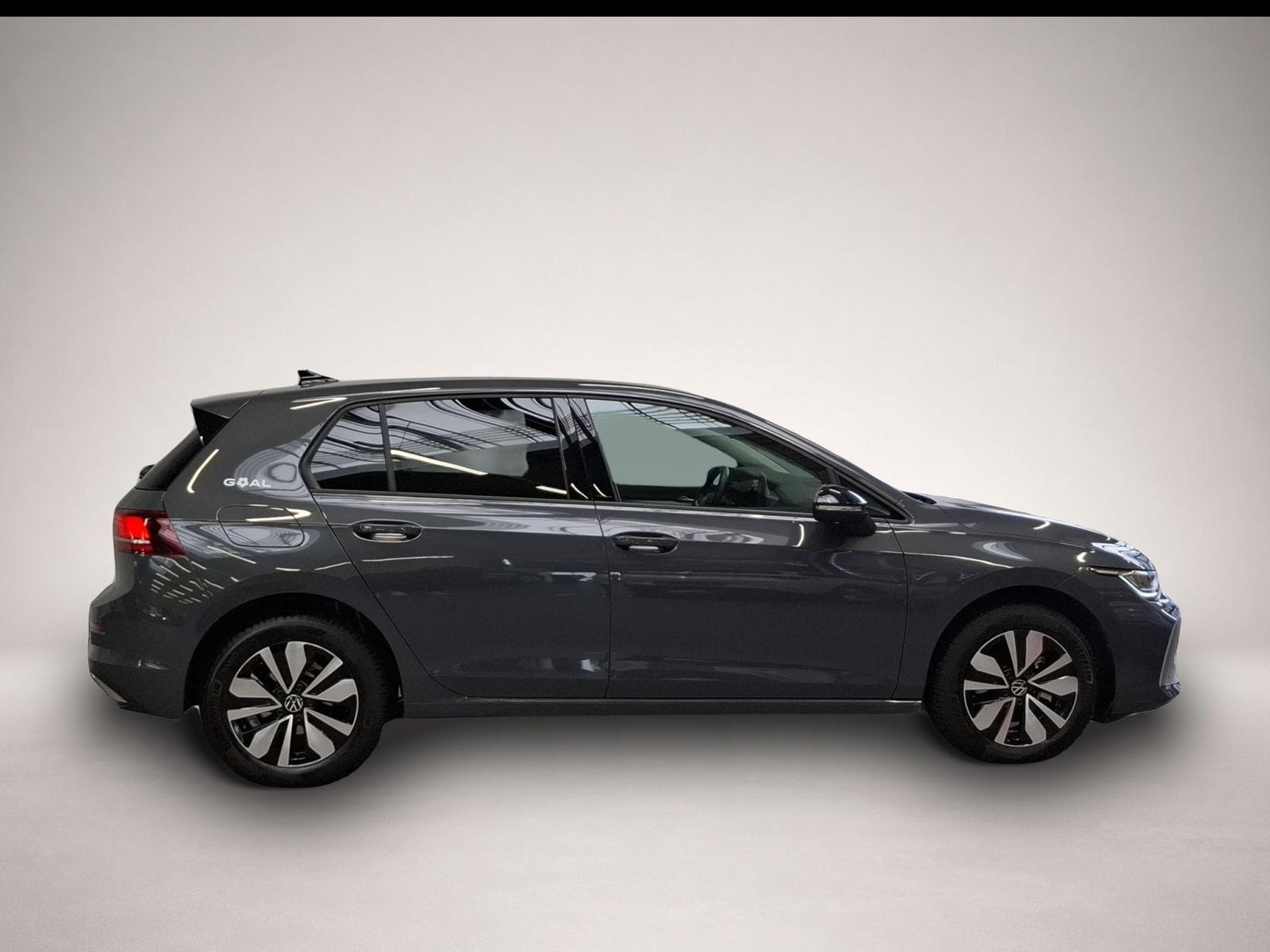 VW Golf (2025) - Photo 6
