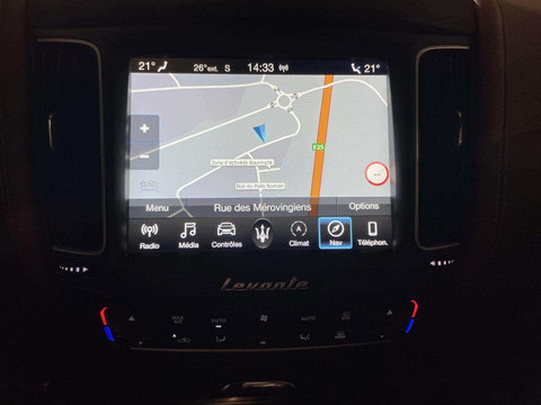 Maserati Levante Diesel 3.0 V6 202kW GRANLUSSO 4x4 Auto (2019) - Photo 3