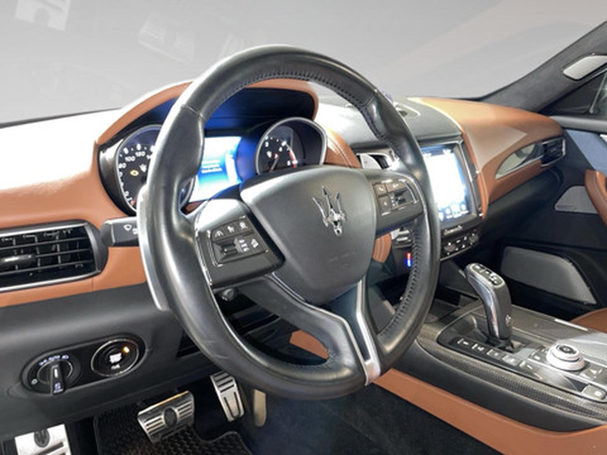 Maserati Levante Diesel 3.0 V6 202kW GRANLUSSO 4x4 Auto (2019) - Photo 8