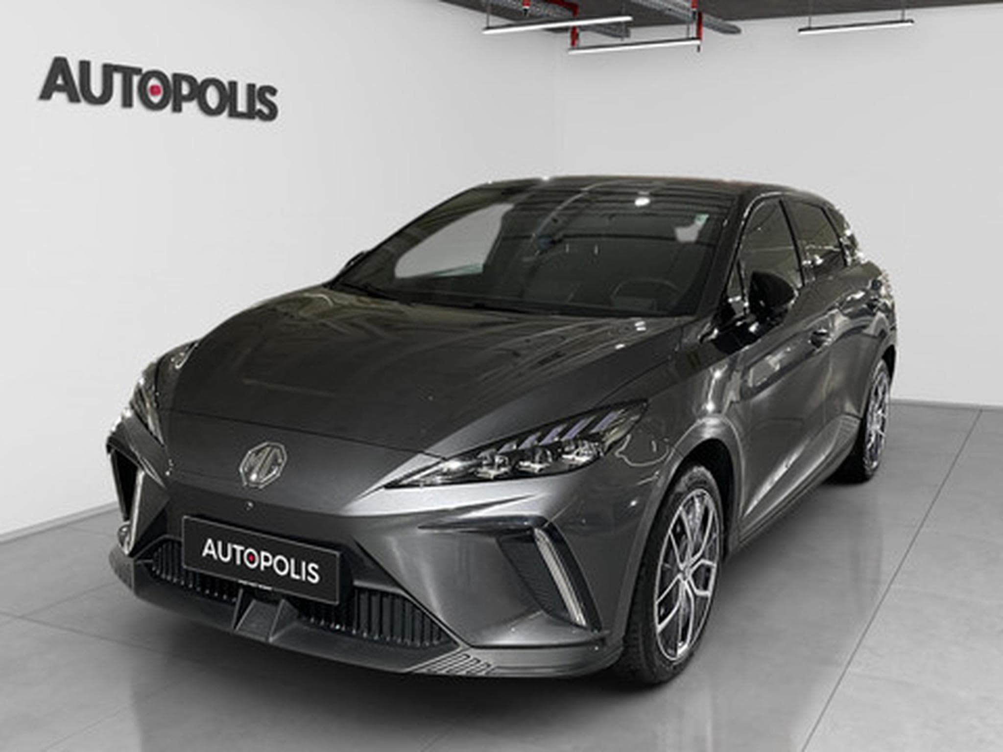 MG MG4 LUXURY (2023) - Photo 17