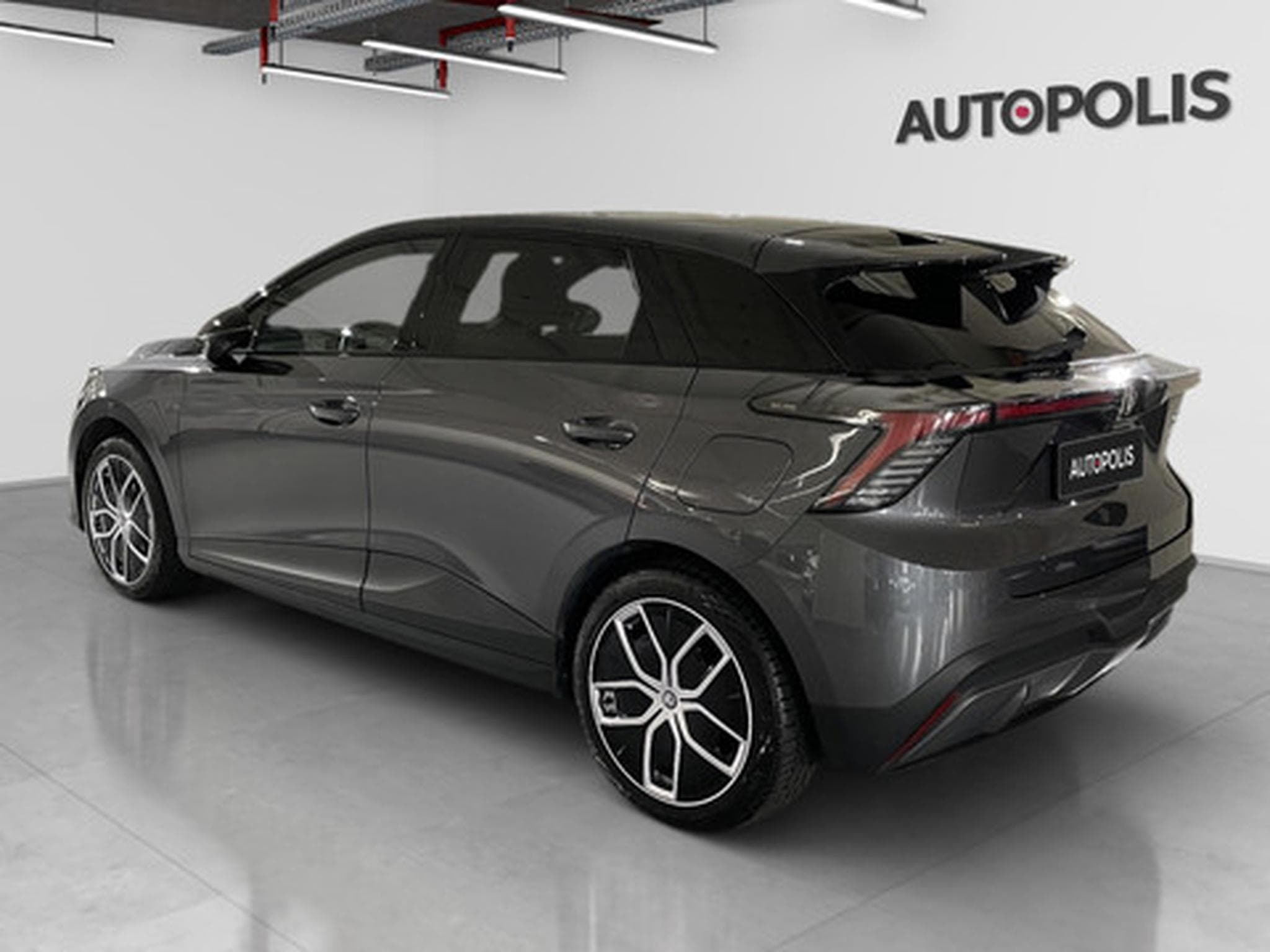 MG MG4 LUXURY (2023) - Photo 13