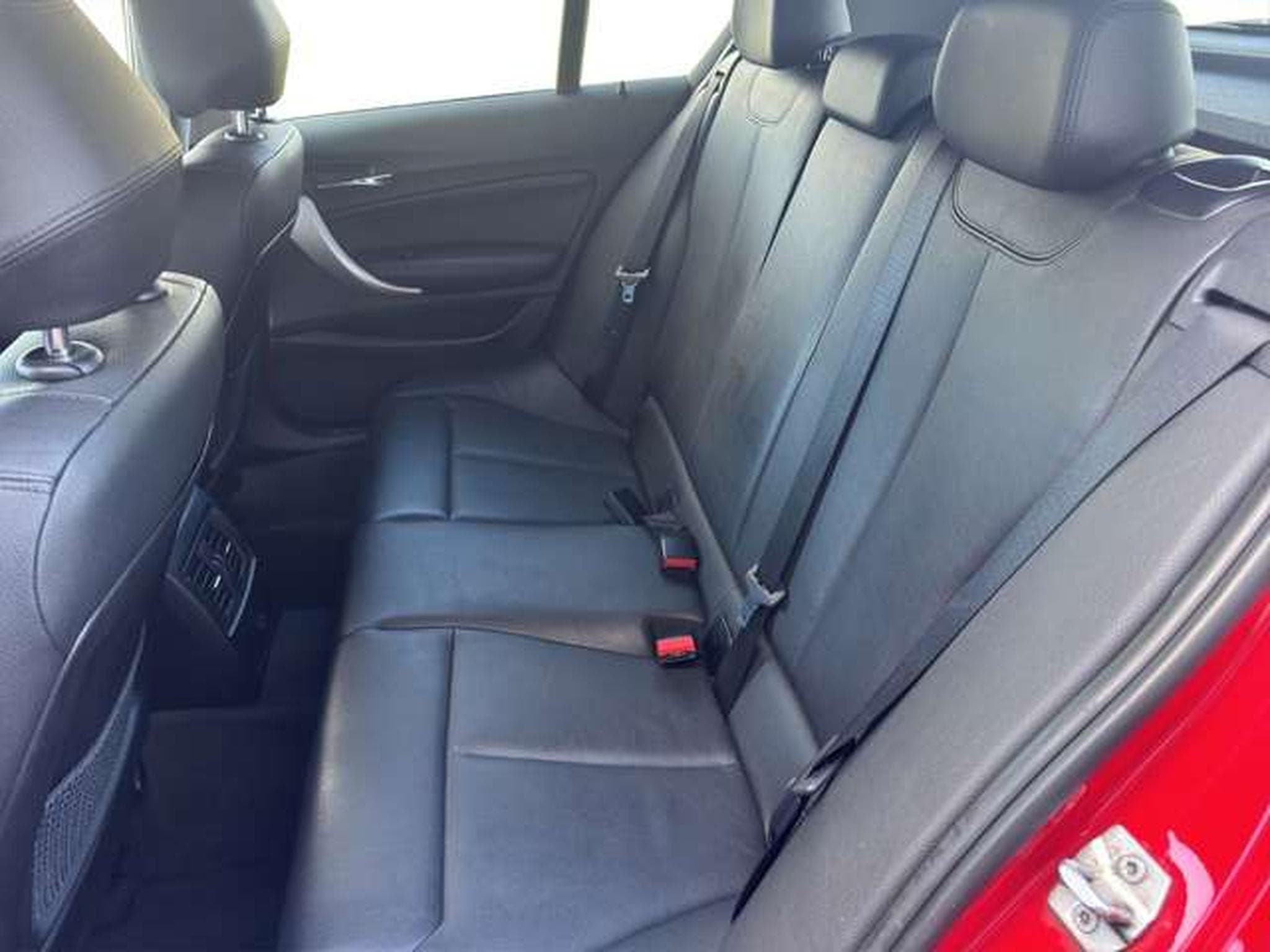 BMW 120 d Leder/el.Sitze/Bi-Xenon/Navi/PDC v+h (2014) - Photo 14