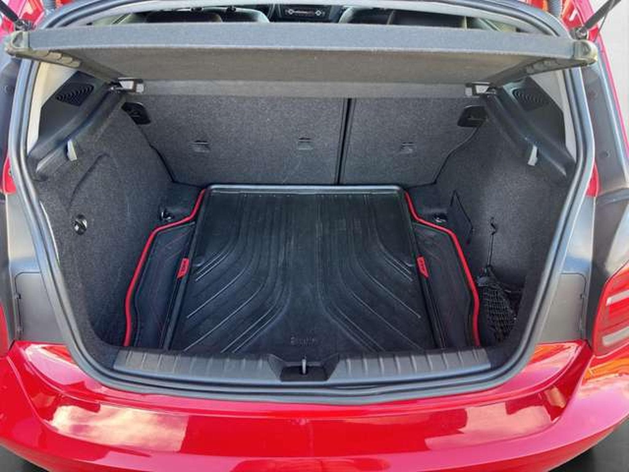BMW 120 d Leder/el.Sitze/Bi-Xenon/Navi/PDC v+h (2014) - Photo 19
