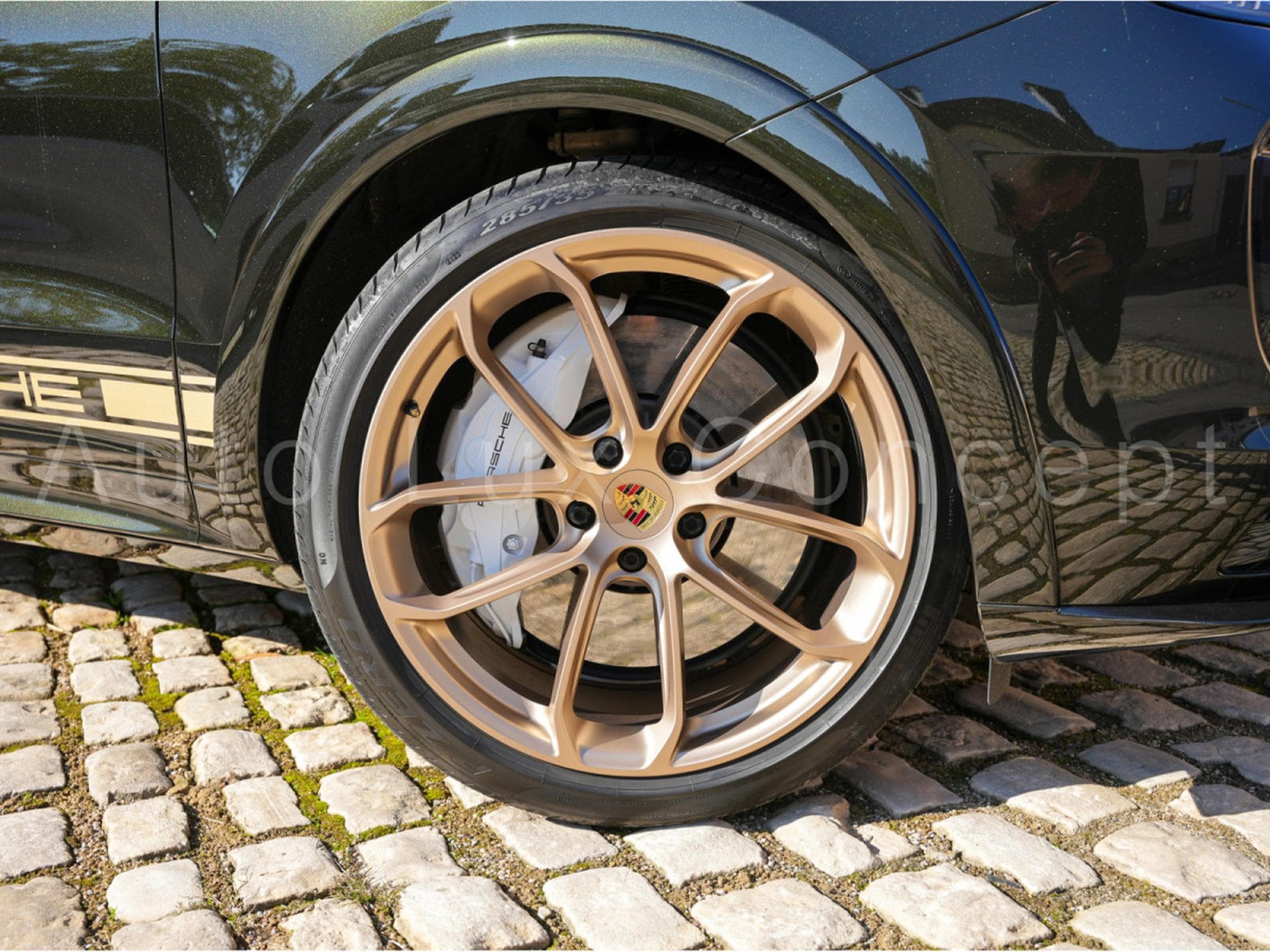 Porsche Cayenne Turbo Coupé (2022) - Photo 13