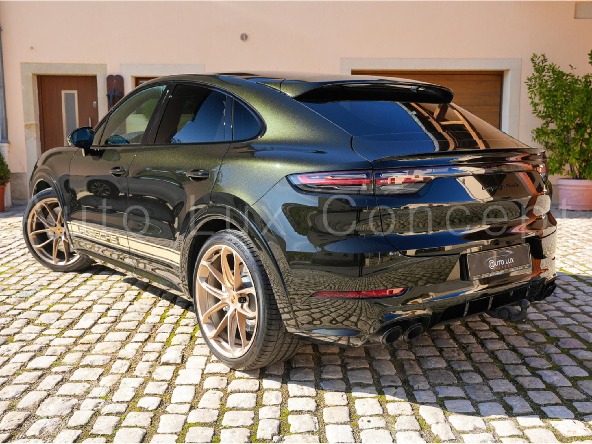 Porsche Cayenne Turbo Coupé (2022) - Photo 4