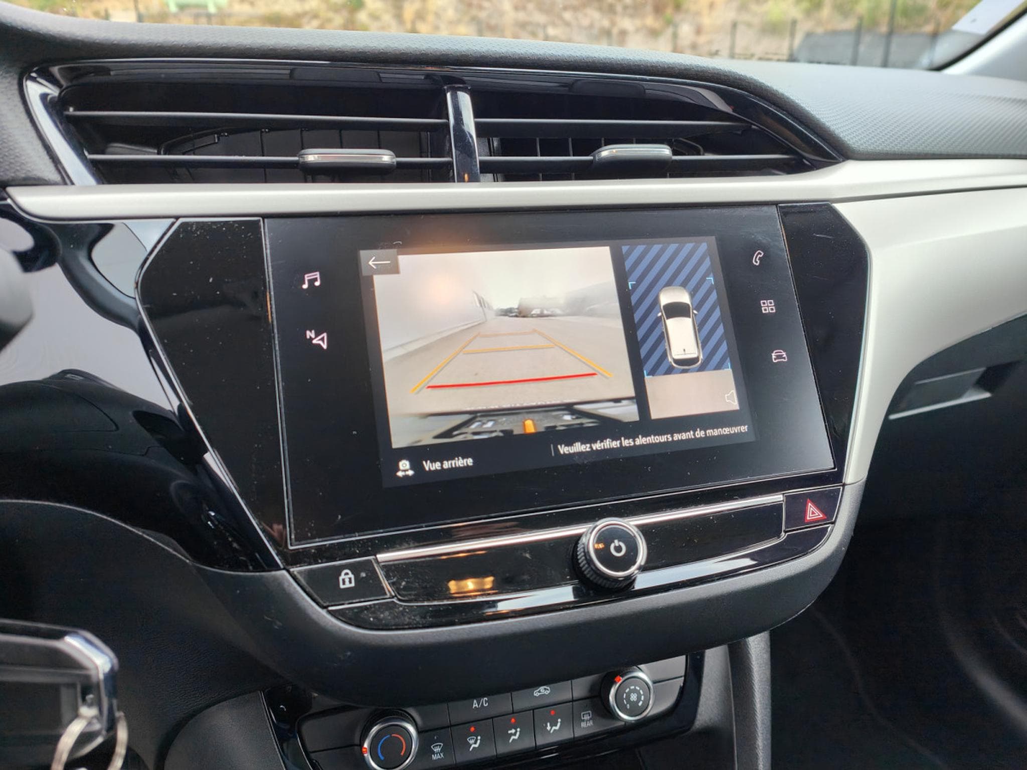 Opel Corsa 1.5 TURBO D CARPLAY BLUETOOTH CLIM CAMERA (2022) - Photo 15