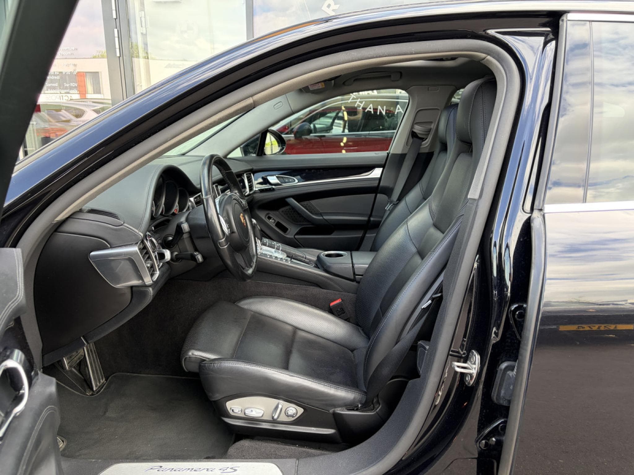 Porsche Panamera Panamera 4 S (2015) - Photo 9