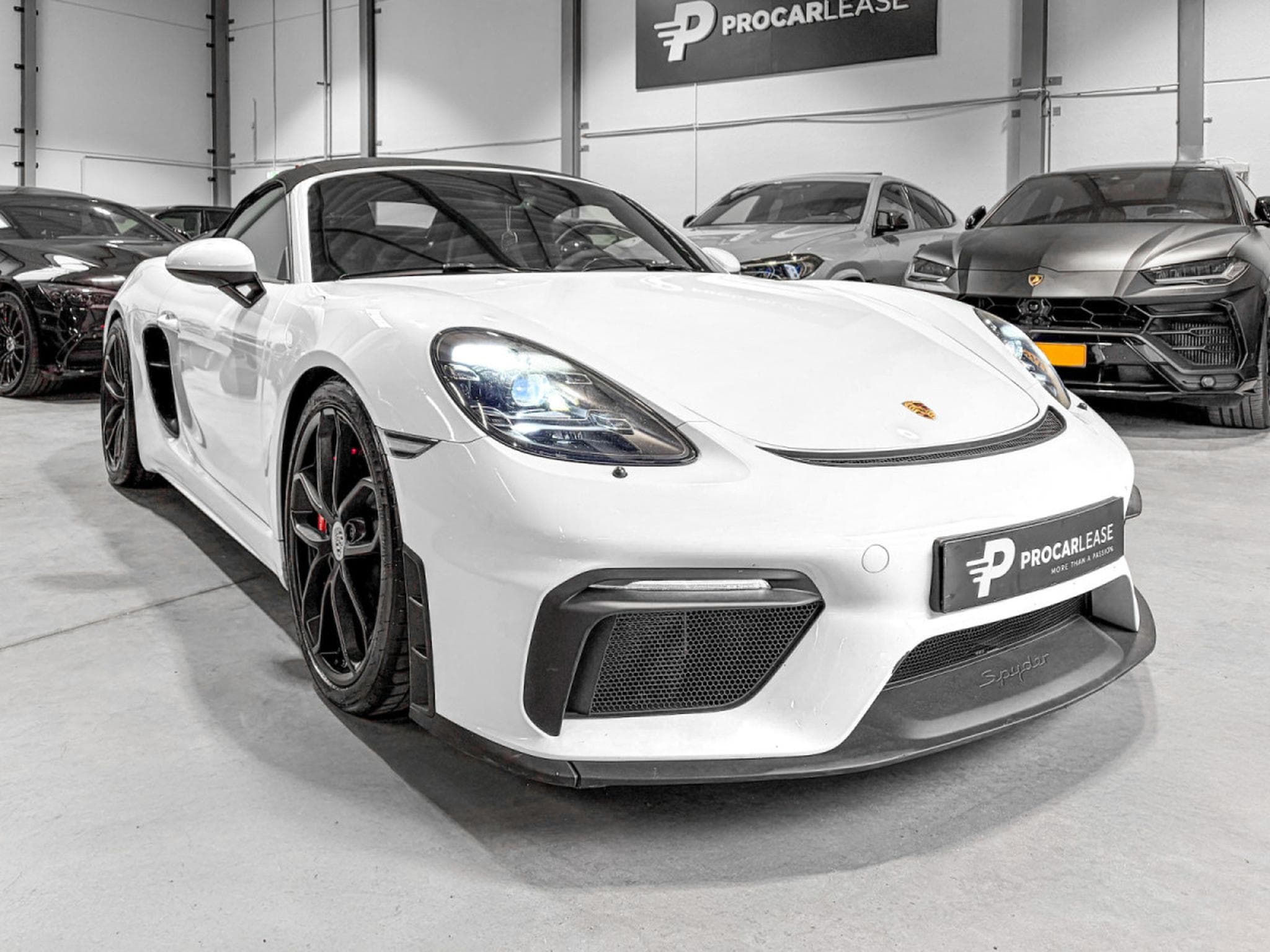 Porsche Boxster 718 Spyder 718 SPYDER/LED/KAMERA/20/CABRIOLET (2022) - Photo 3