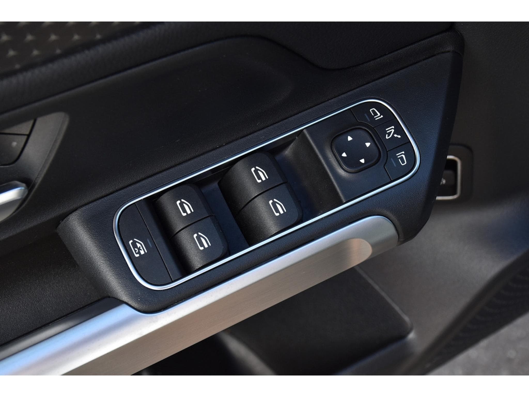 Mercedes GLB 180 CDI Business Line 8G-Tronic 7 PL. CUIR GPS CAM 1° MAIN (2025) - Photo 21