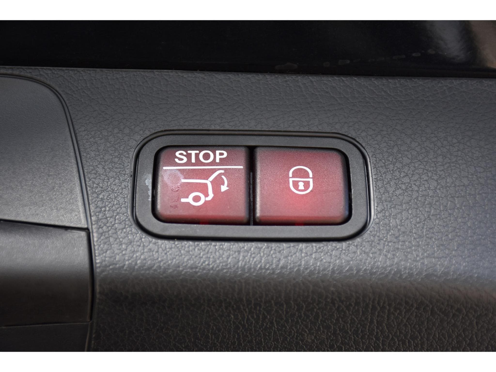 Mercedes GLB 180 CDI Business Line 8G-Tronic 7 PL. CUIR GPS CAM 1° MAIN (2025) - Photo 22