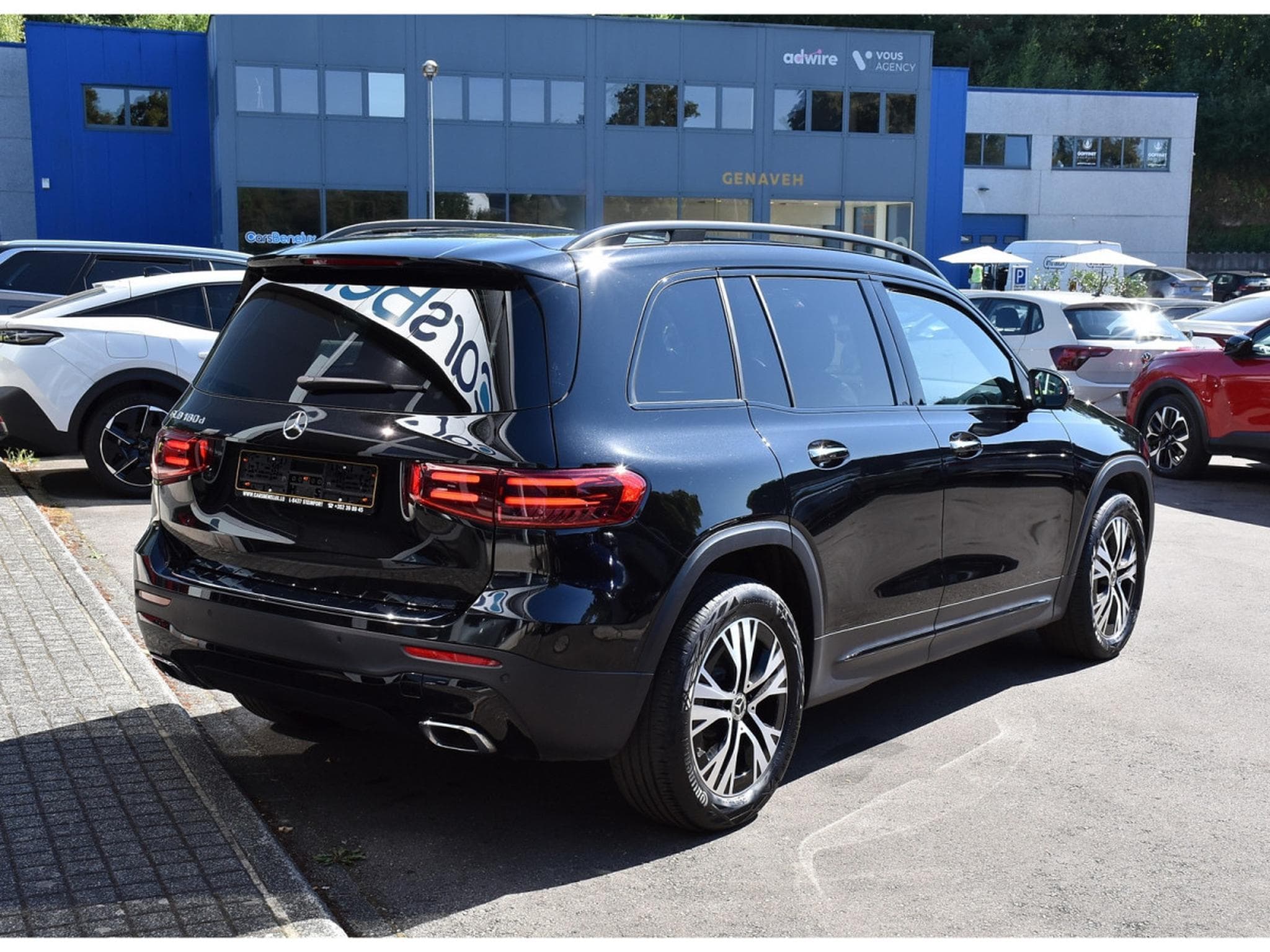 Mercedes GLB 180 CDI Business Line 8G-Tronic 7 PL. CUIR GPS CAM 1° MAIN (2025) - Photo 4