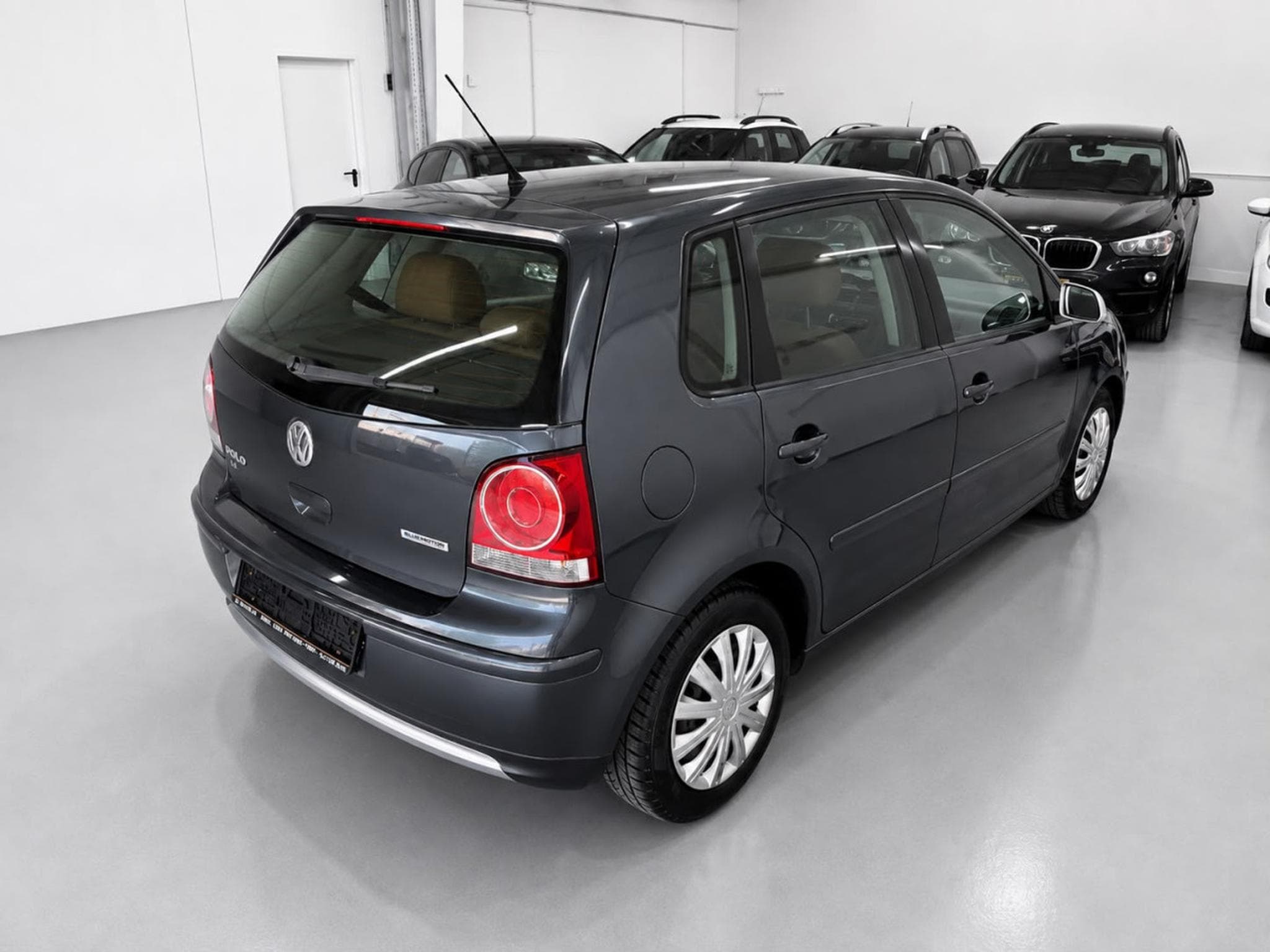 VW Polo 1.4 Tdi BlueMotion (2008) - Photo 2