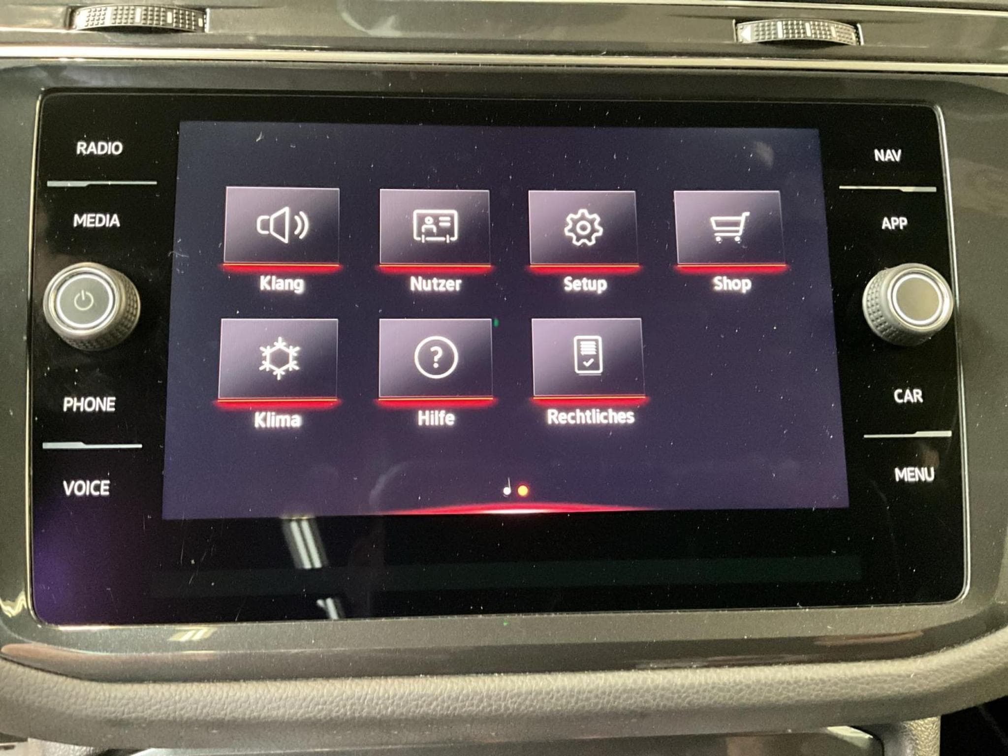 VW Tiguan R-Line+DSG+PHEV+Black-Style+Pano+AHK+RearView (2023) - Foto 21