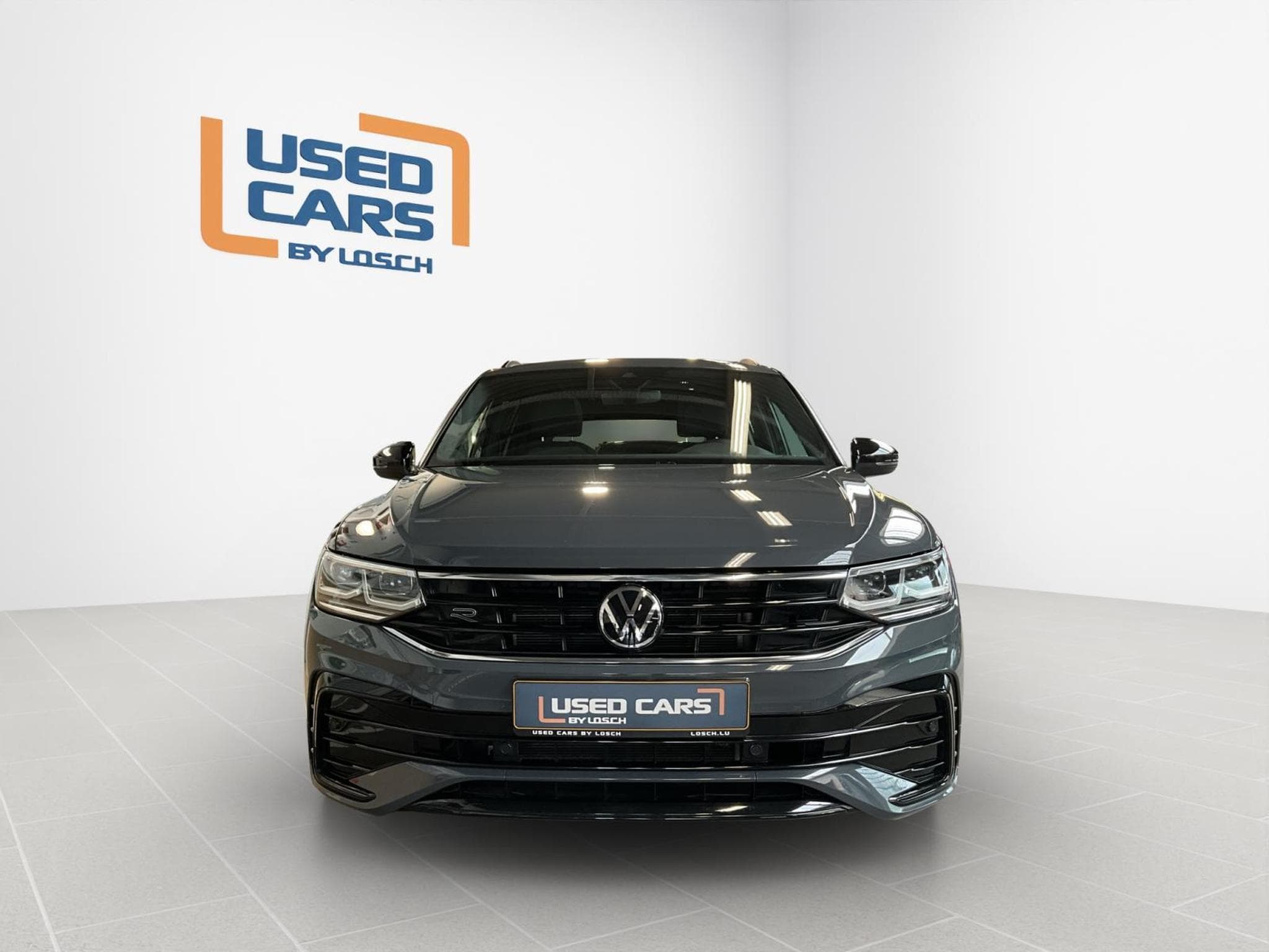VW Tiguan R-Line+DSG+PHEV+Black-Style+Pano+AHK+RearView (2023) - Foto 3