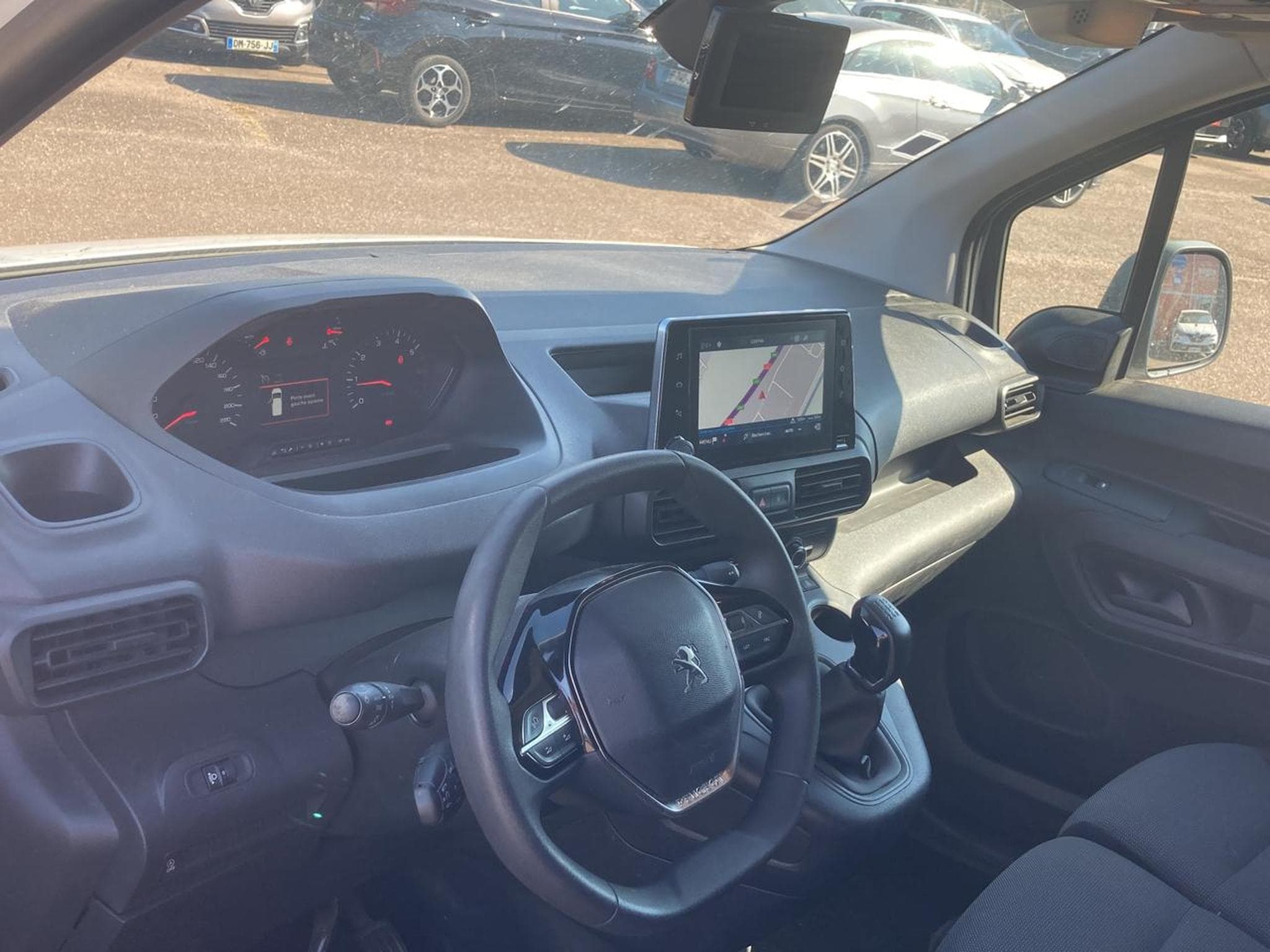 Peugeot PARTNER STANDARD 650KG BLUEHDI 100 BVM5 PREMIUM (2019) - Photo 10