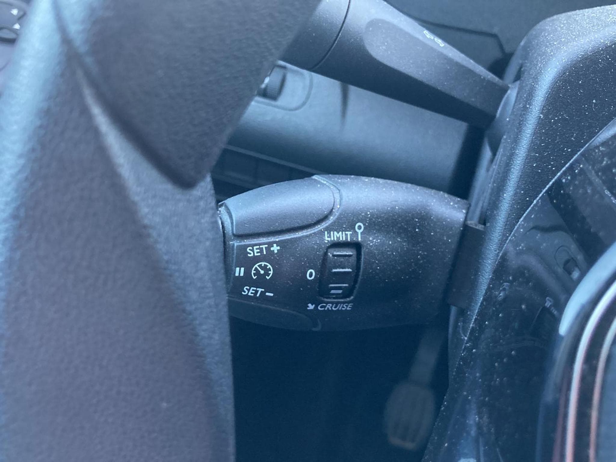 Peugeot PARTNER STANDARD 650KG BLUEHDI 100 BVM5 PREMIUM (2019) - Photo 14