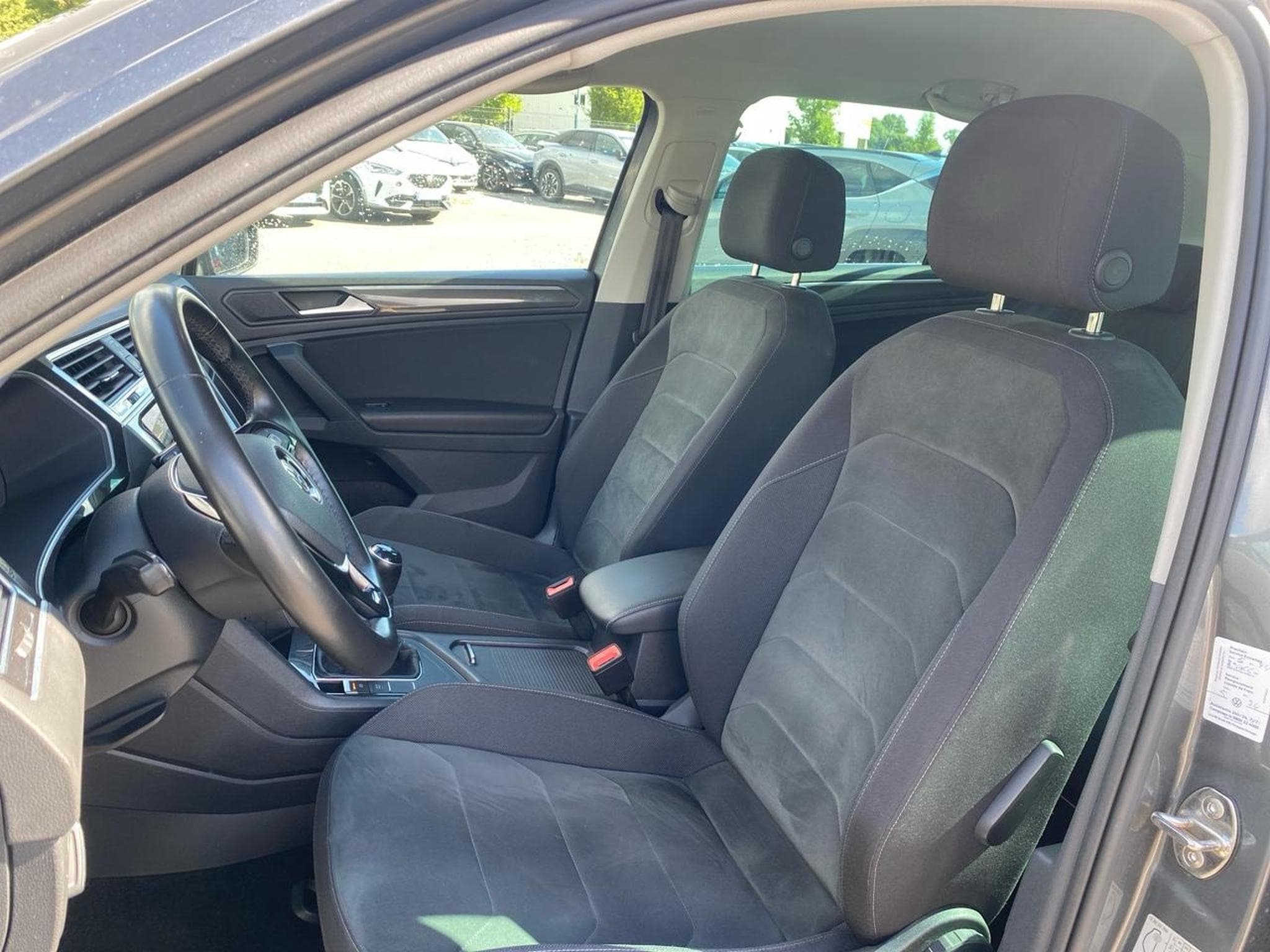 VW TIGUAN 2.0 TDI 150 CARAT EURO6D-T (2018) - Photo 10