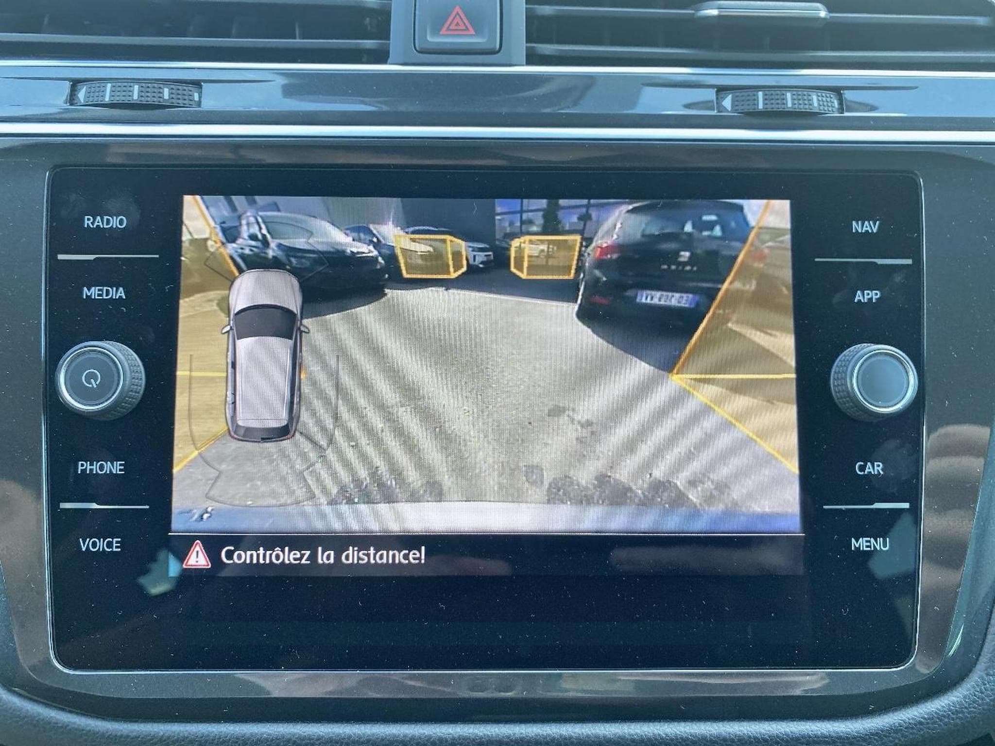 VW TIGUAN 2.0 TDI 150 CARAT EURO6D-T (2018) - Photo 18