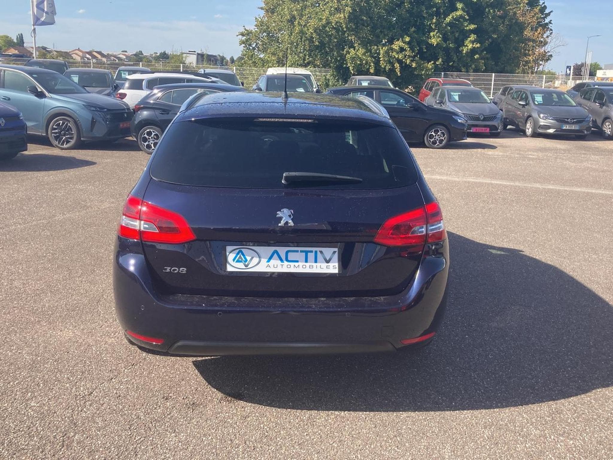 Peugeot 308 1.5 BLUEHDI 130 ALLURE EAT8 (2018) - Photo 6
