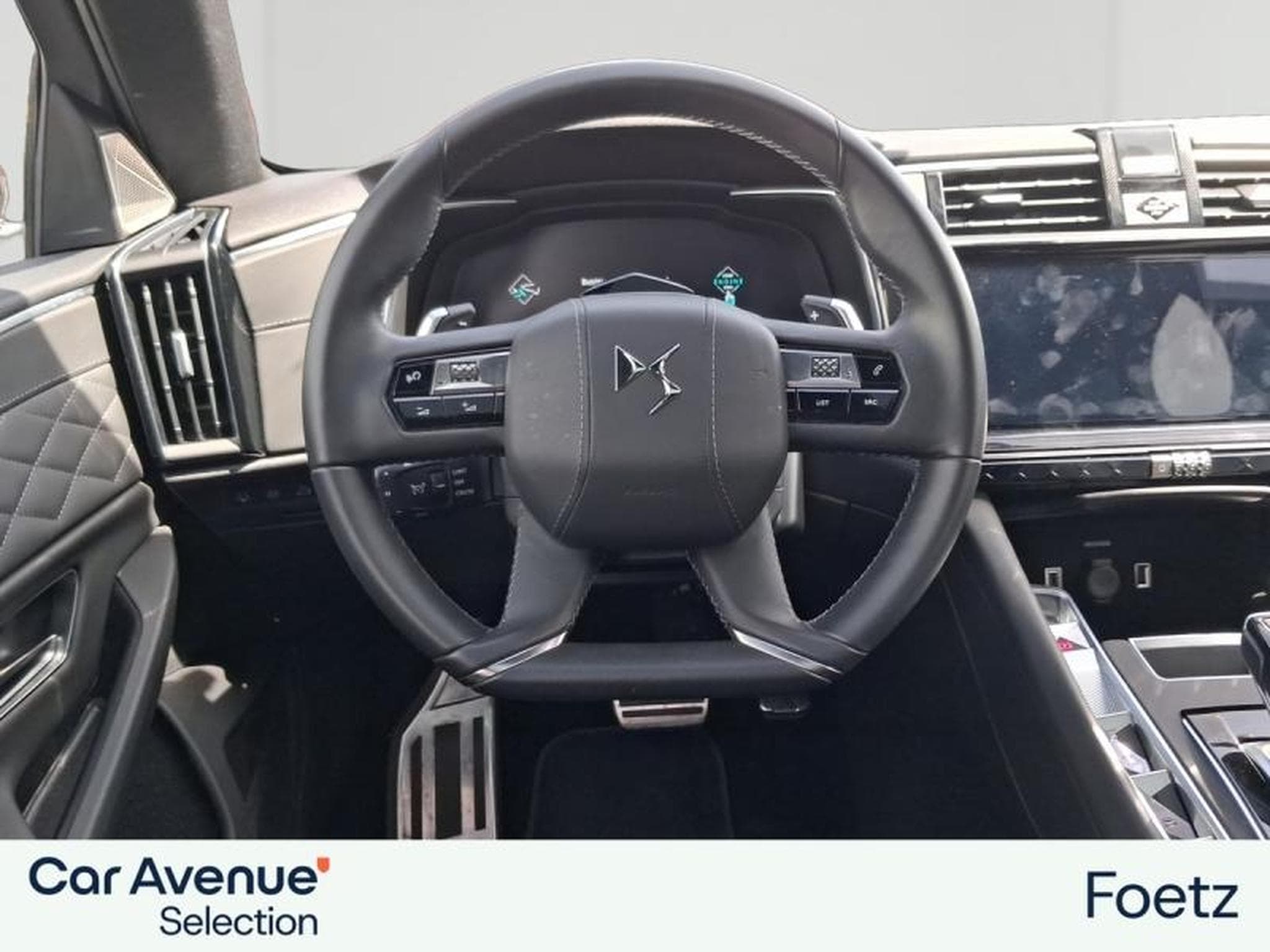 DS Automobiles DS9 Hybrid E-Tense 225ch Rivoli+ (2021) - Photo 12
