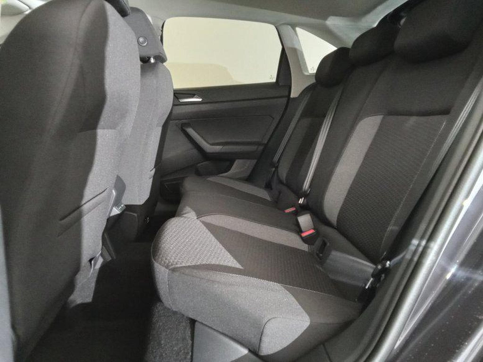 VW Taigo Life 1.0 TSI 7-Gang-DSG (2025) - Photo 14