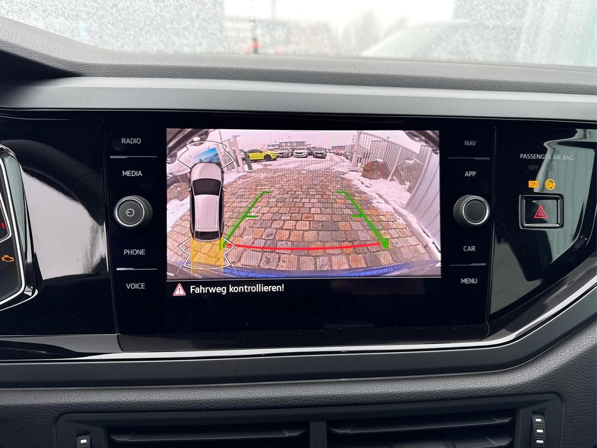 VW Taigo R Line 1.0 (2024) - Photo 10