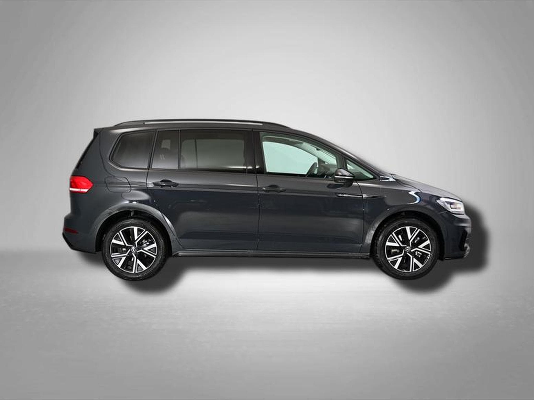 VW Touran Highline R-Line 2.0 TDI 7-Gang-DSG (2026) - Photo 6