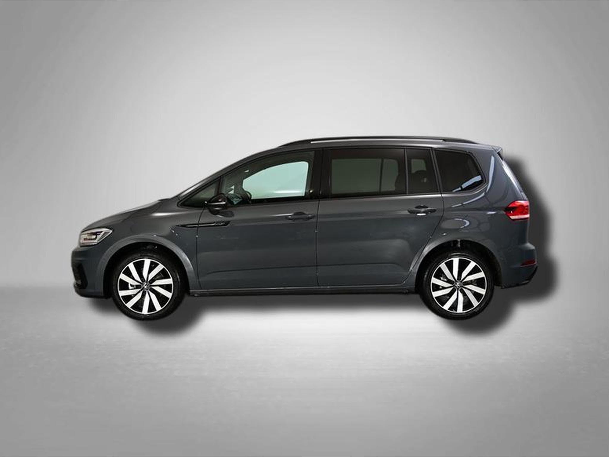 VW Touran Highline R-Line 1.5 TSI 7-Gang-DSG (2026) - Photo 2