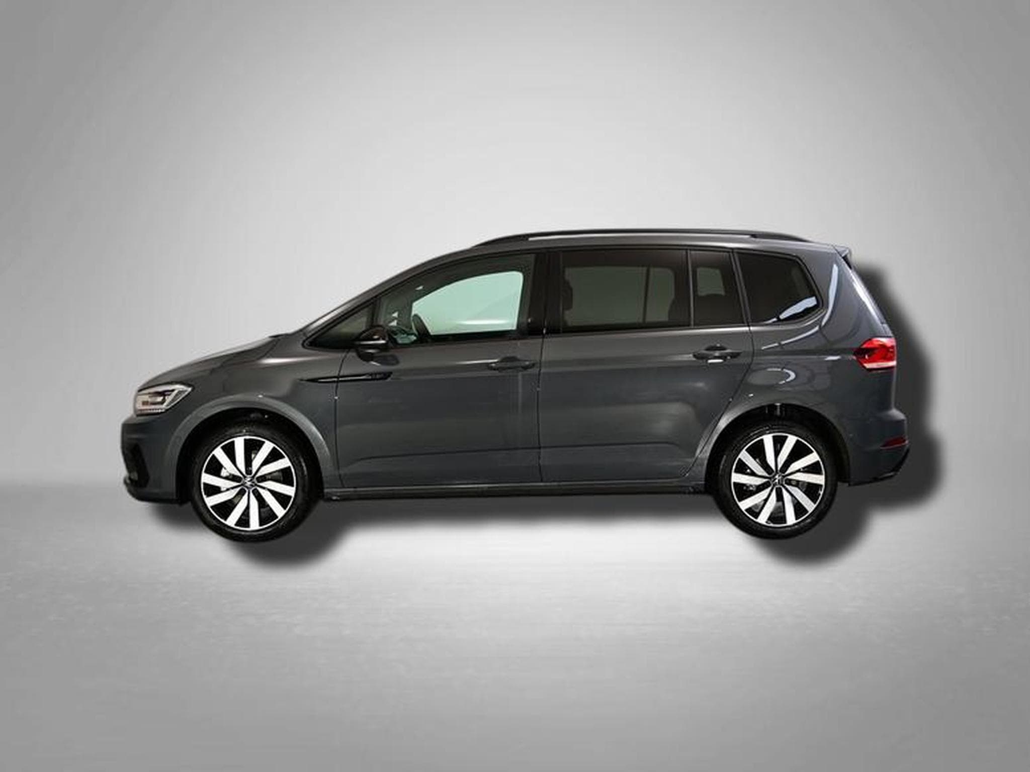 VW Touran Highline R-Line 1.5 TSI 7-Gang-DSG (2026) - Photo 2