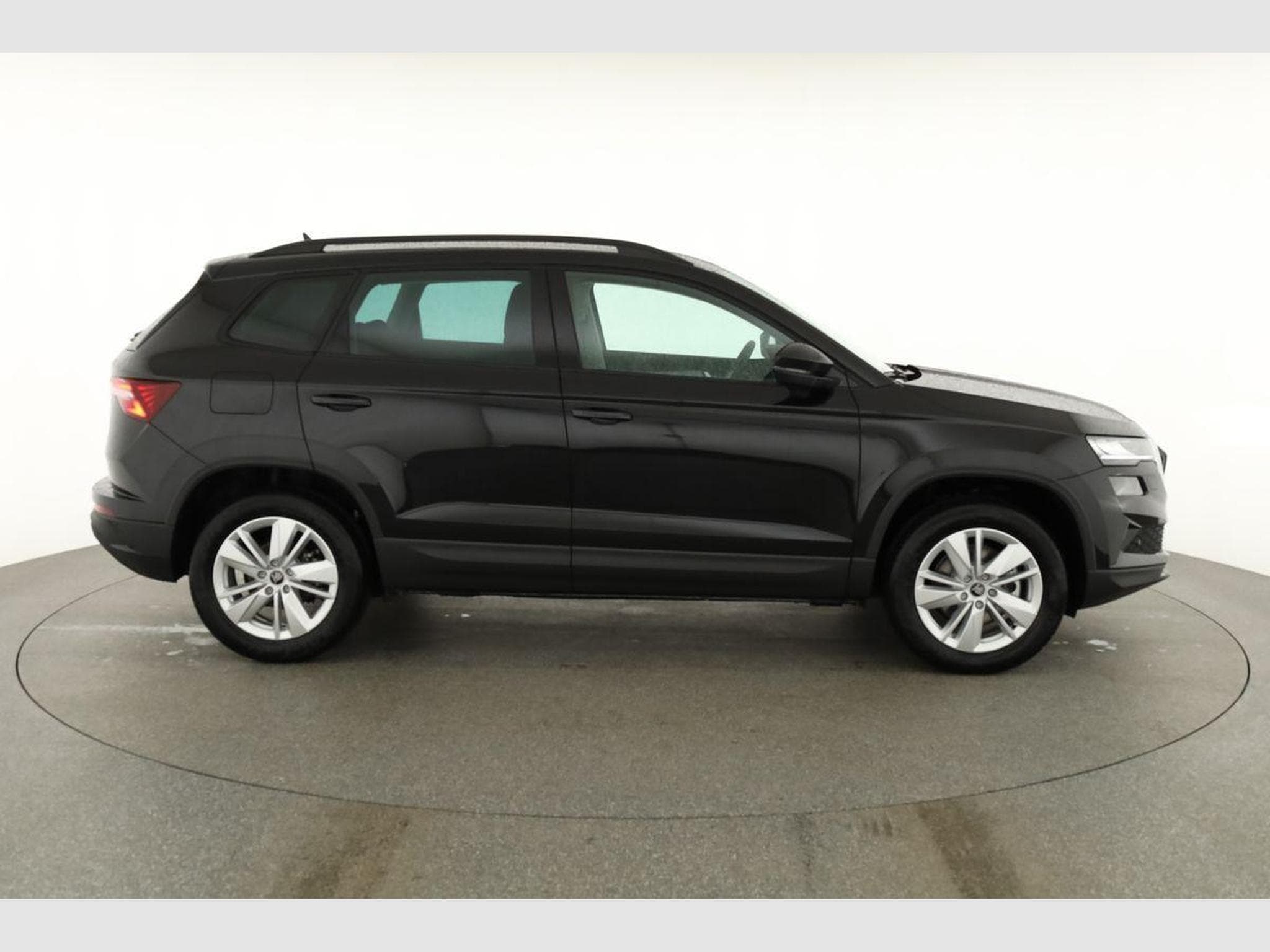 Skoda Karoq Selection 4x4 (2026) - Photo 23