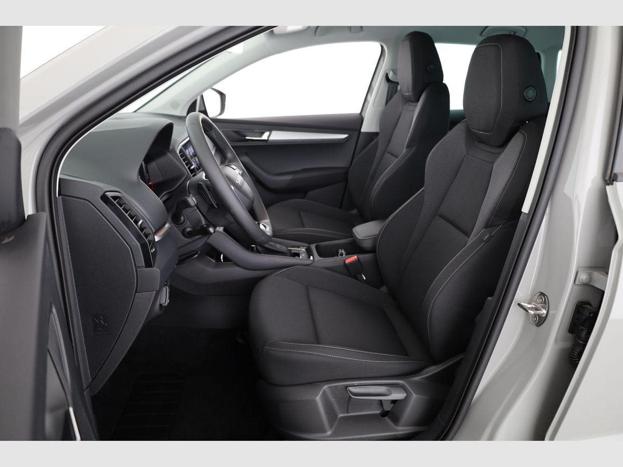 Skoda Karoq Selection (2026) - Photo 10
