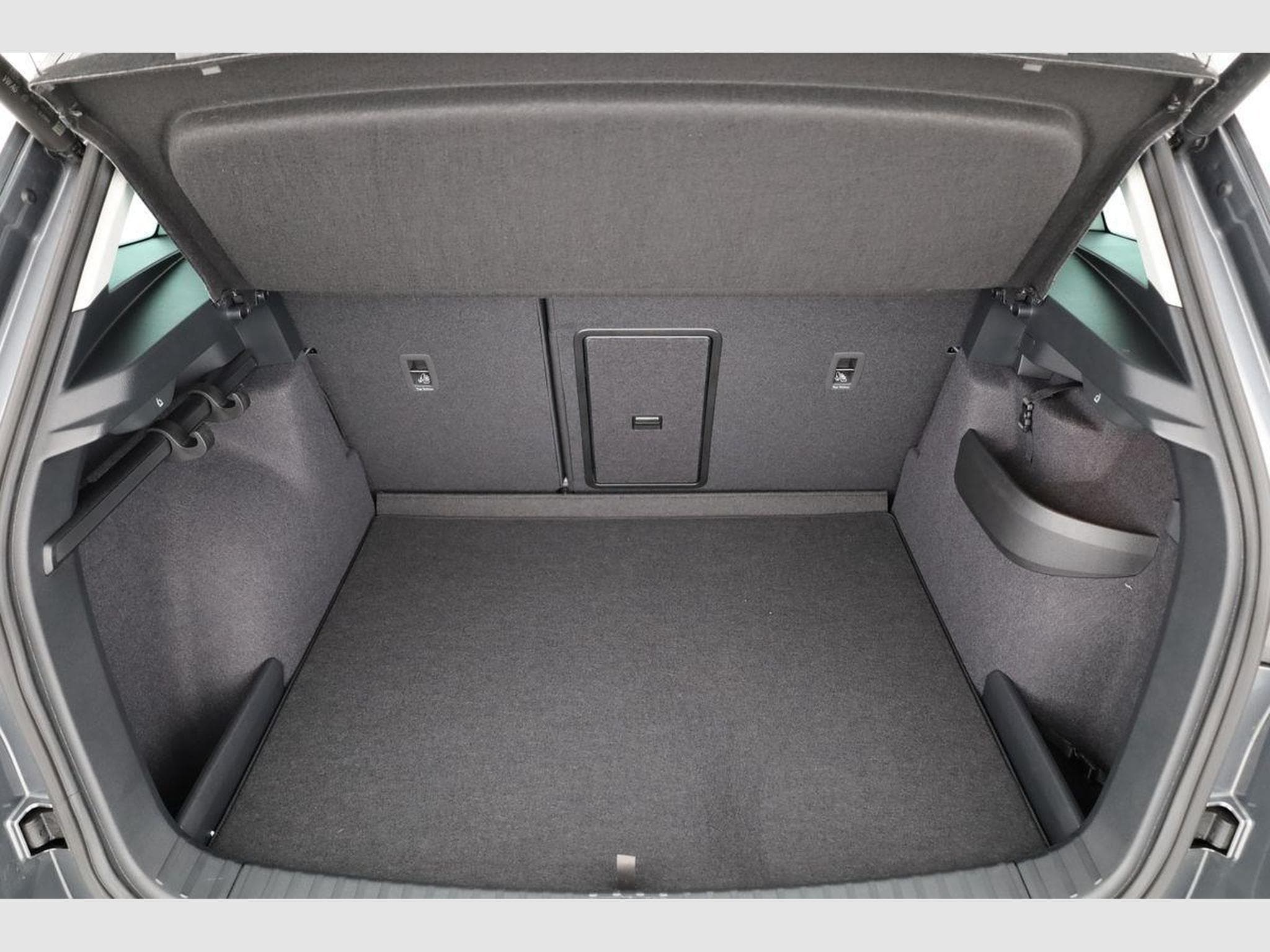 Skoda Karoq Selection 4x4 (2026) - Photo 12