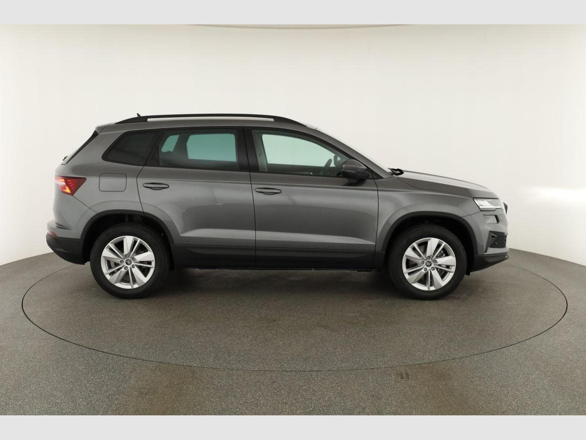 Skoda Karoq Selection 4x4 (2026) - Photo 23