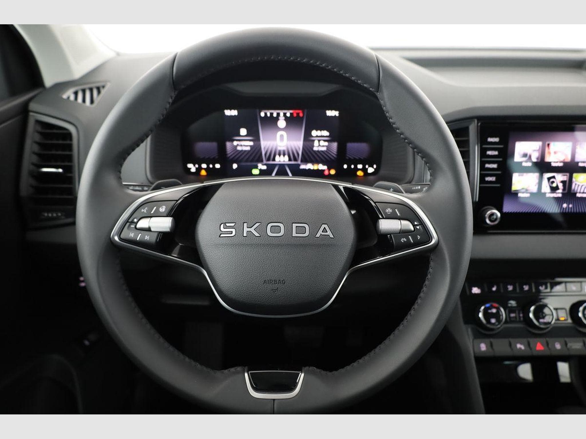 Skoda Karoq Selection 4x4 (2026) - Photo 5