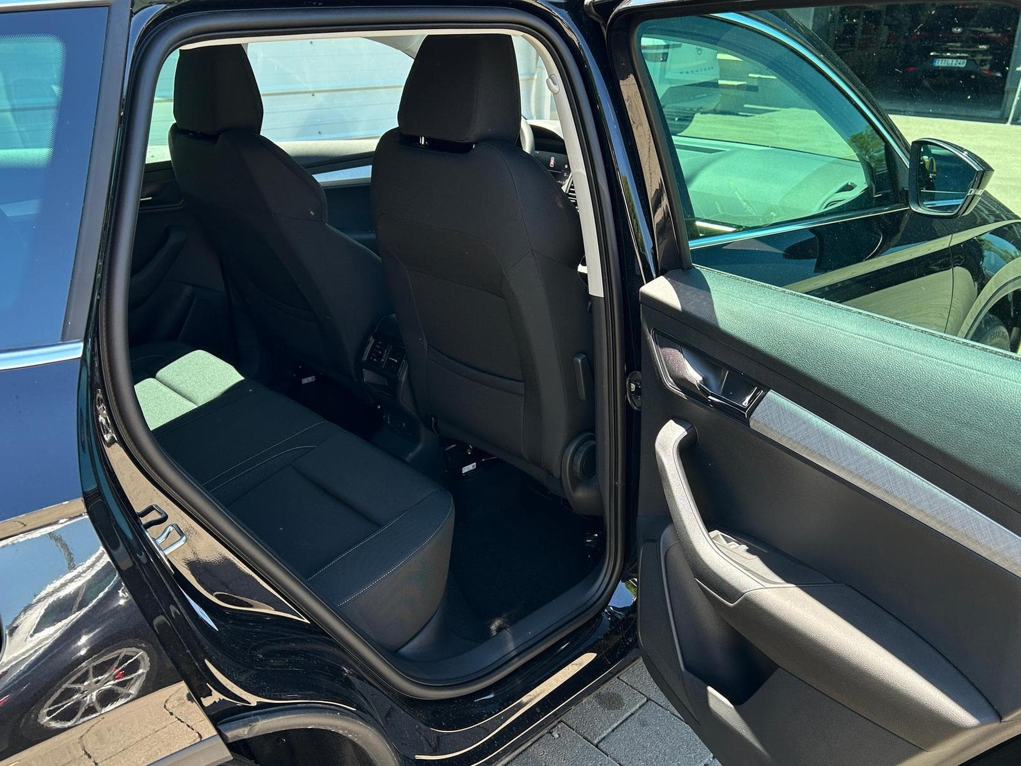 Skoda Karoq Extra (2026) - Photo 13