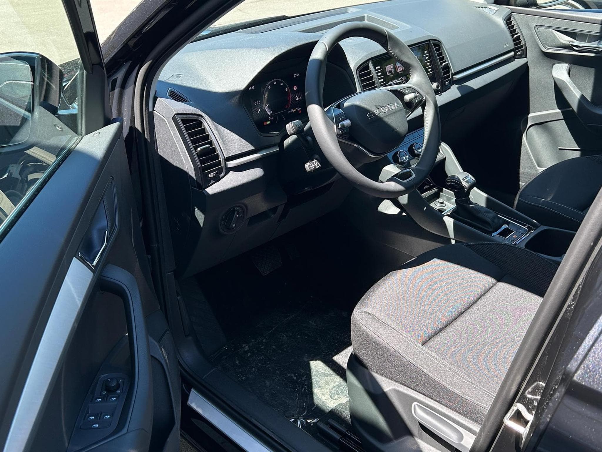 Skoda Karoq Extra (2026) - Photo 6