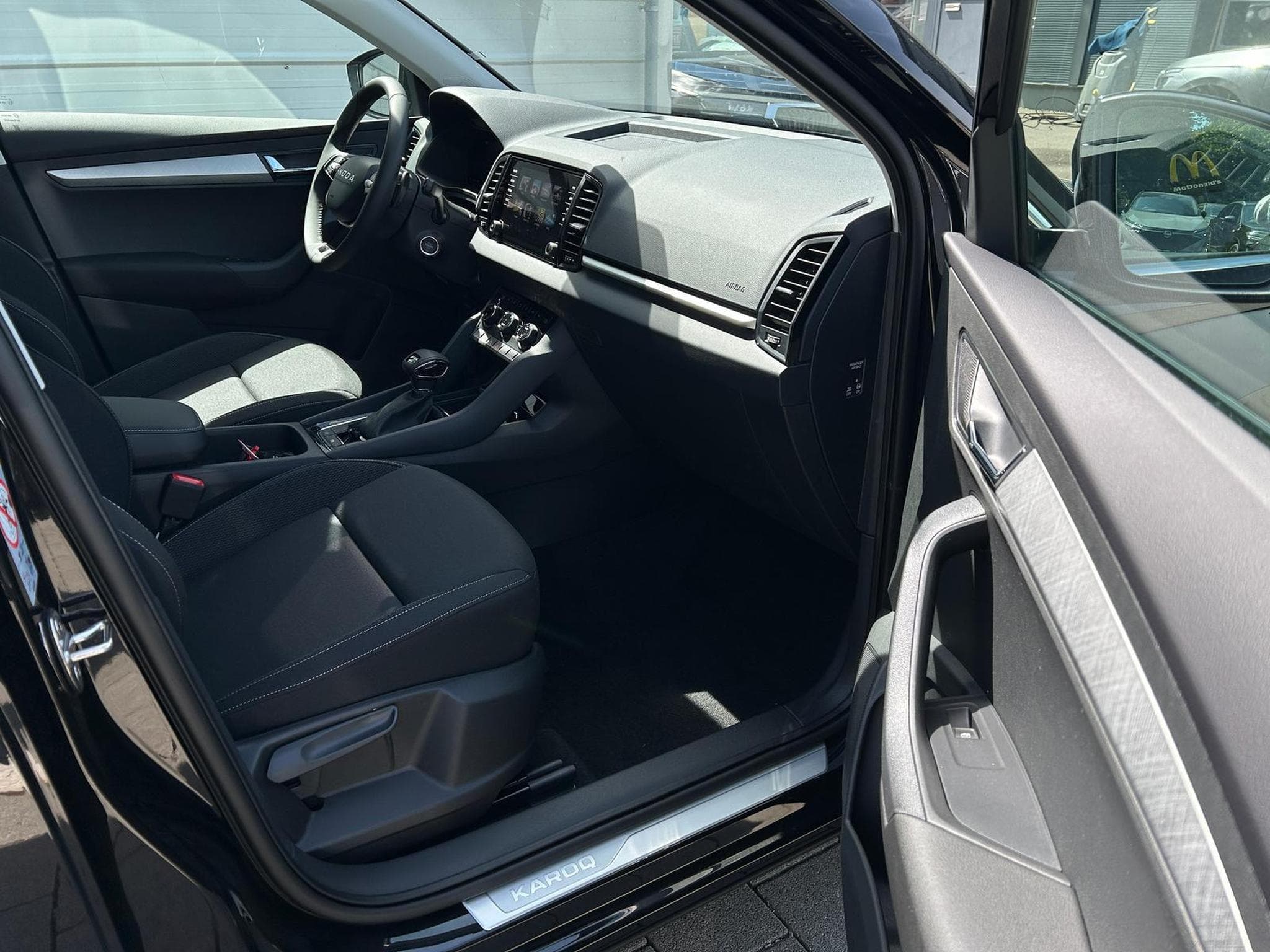 Skoda Karoq Extra (2026) - Photo 11