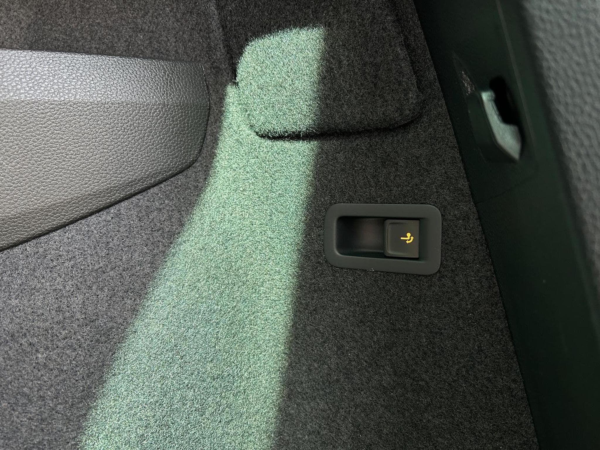 Skoda Karoq Extra (2026) - Photo 17