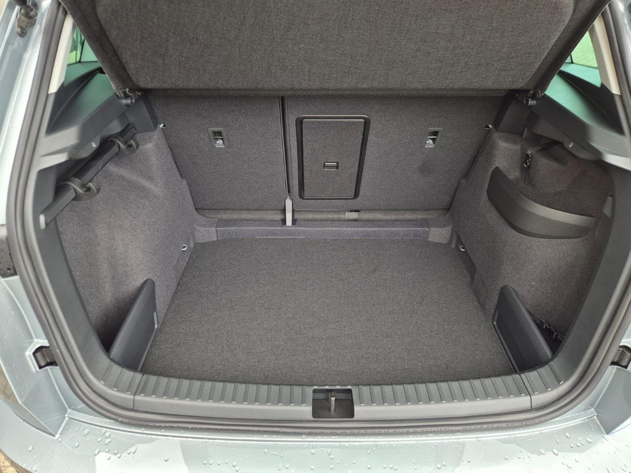 Skoda Karoq 1.5 TSI 150PS (2026) - Photo 9