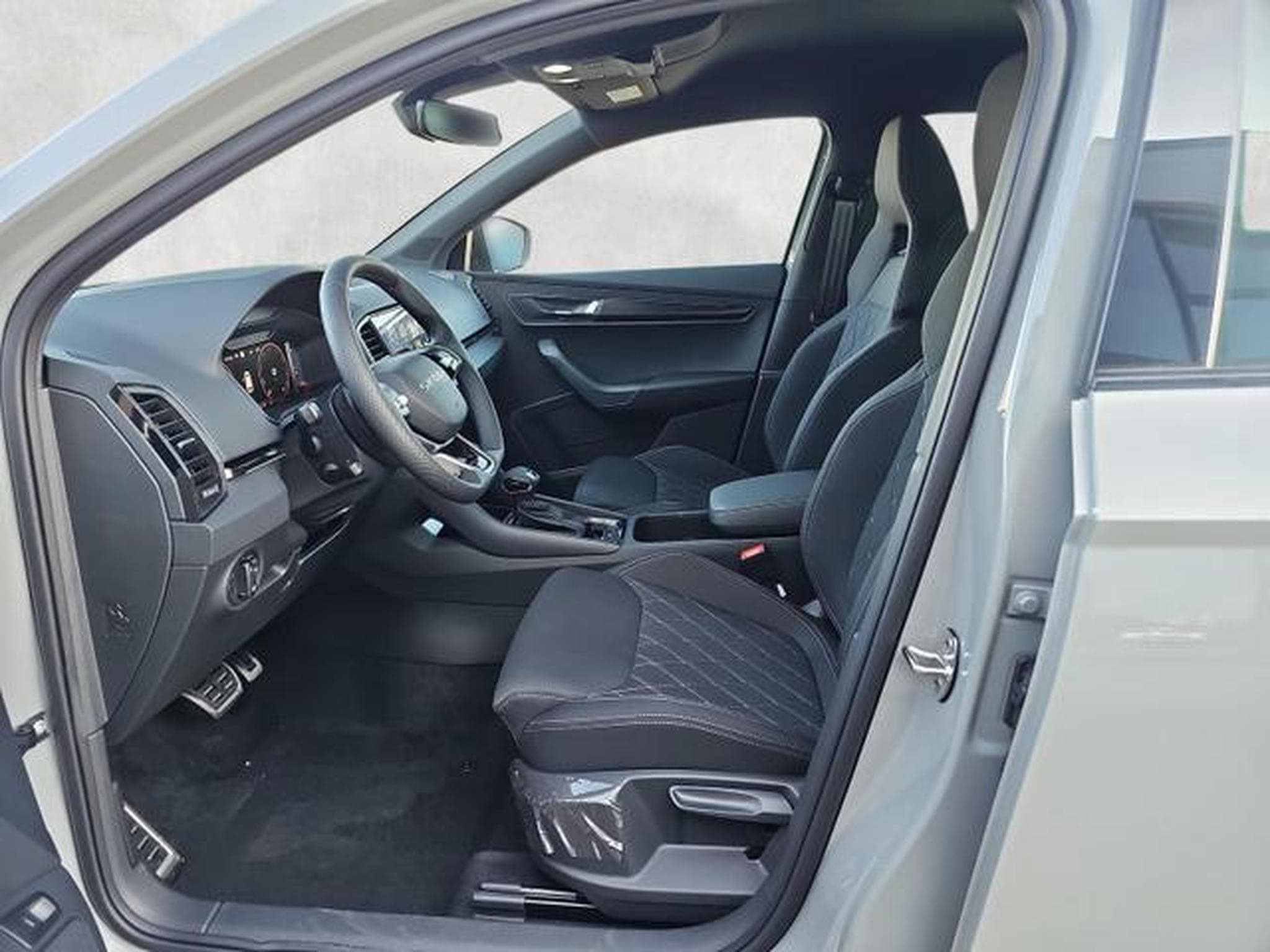 Skoda Karoq Sportline (2026) - Photo 9