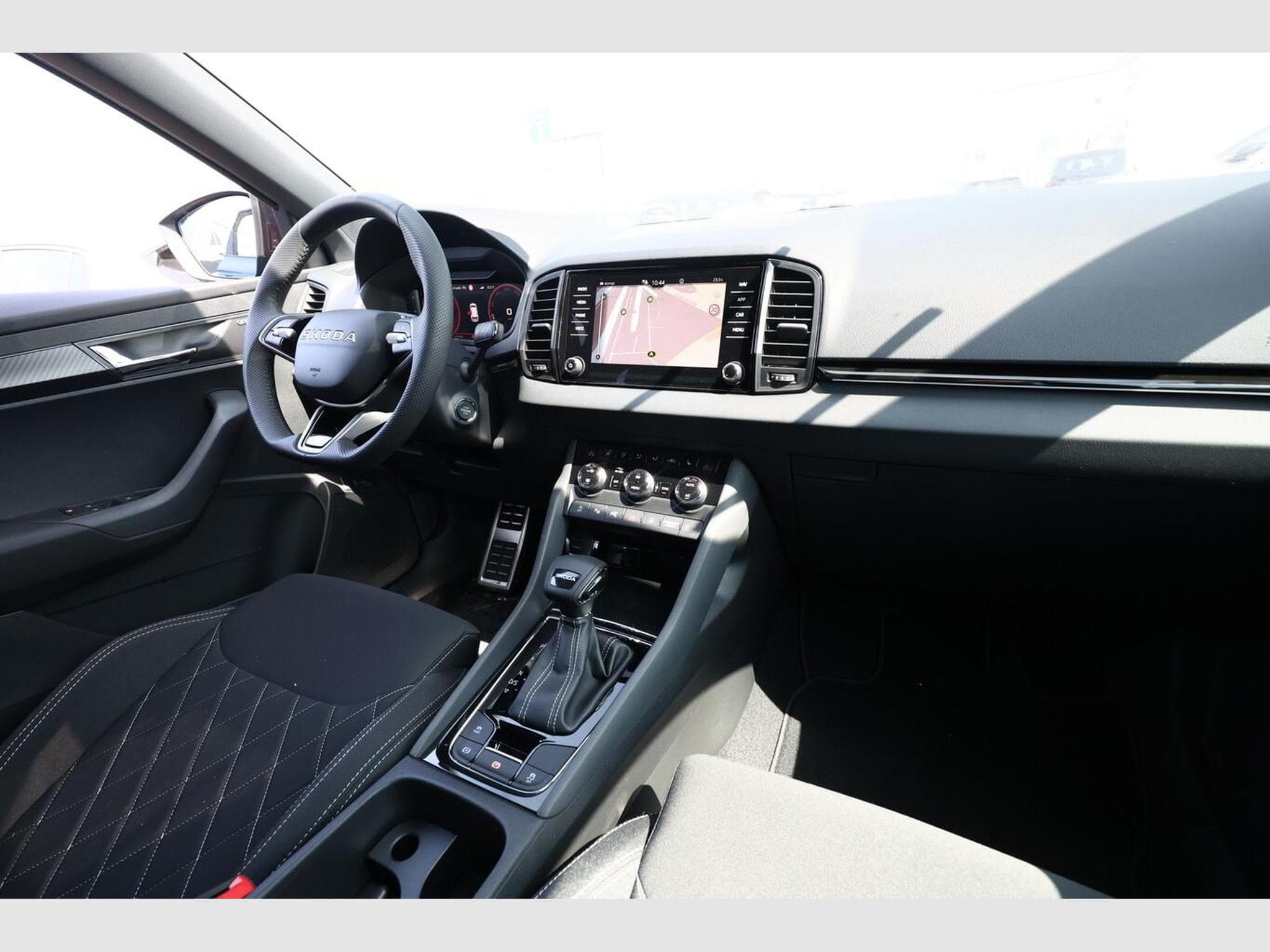 Skoda Karoq Sportline (2026) - Photo 9